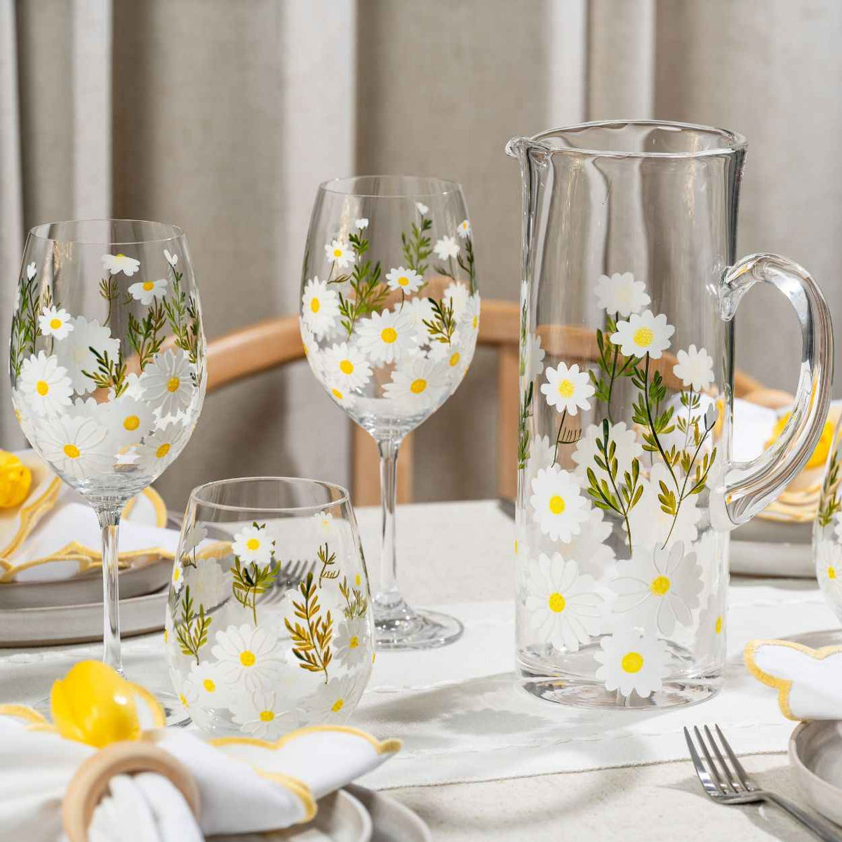 Painted Daisy Wine Glasses