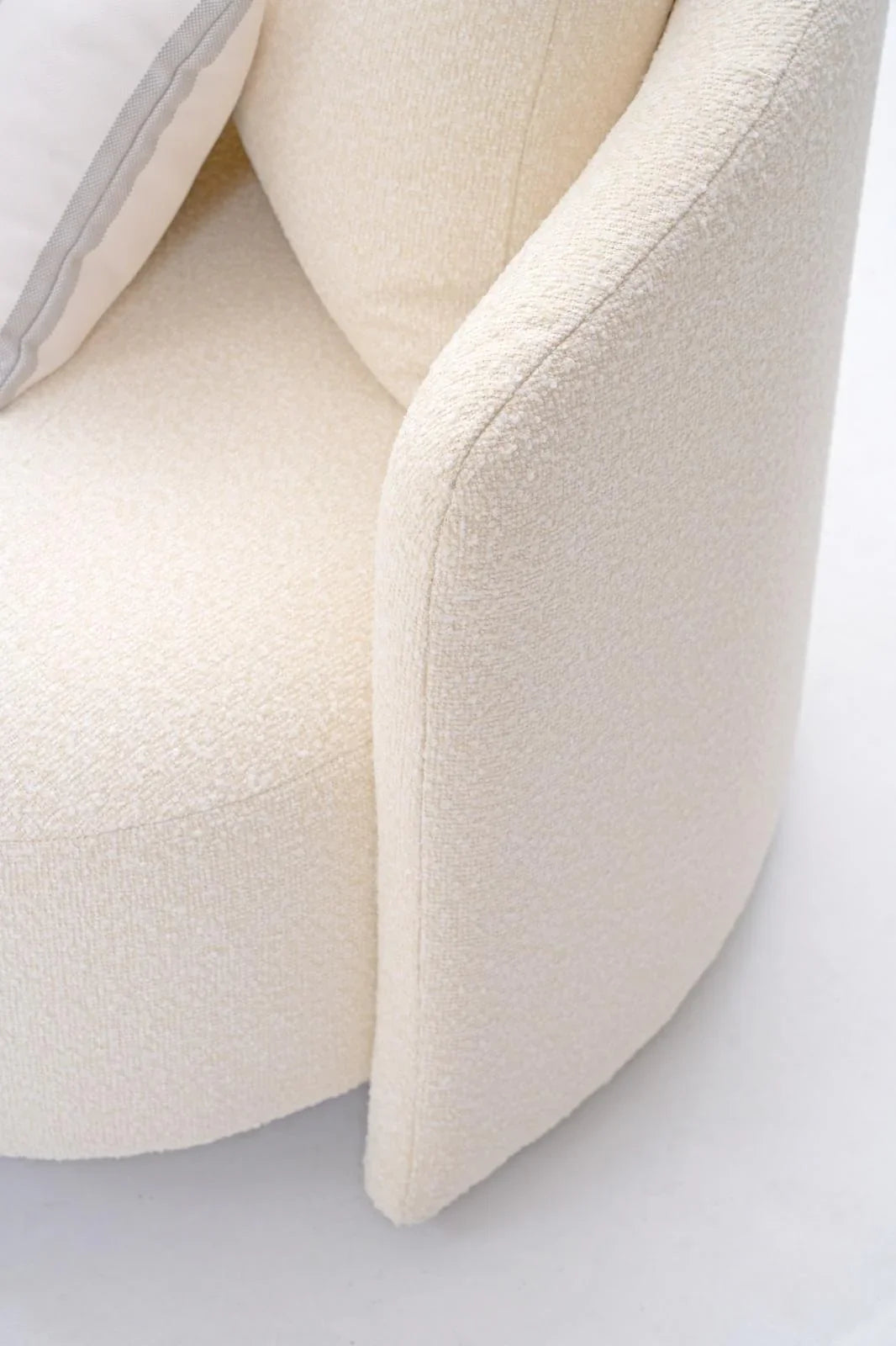 Serene Outdoor Sofa - 83", Cream Bouclé All-Weather