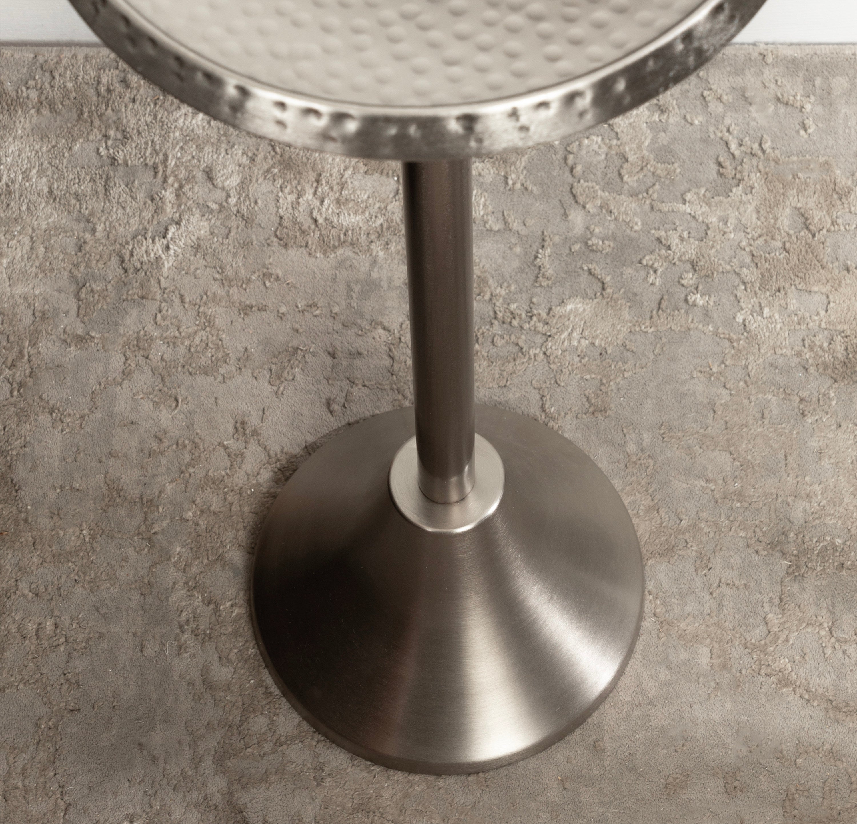 Sanzo Metal Drink Table