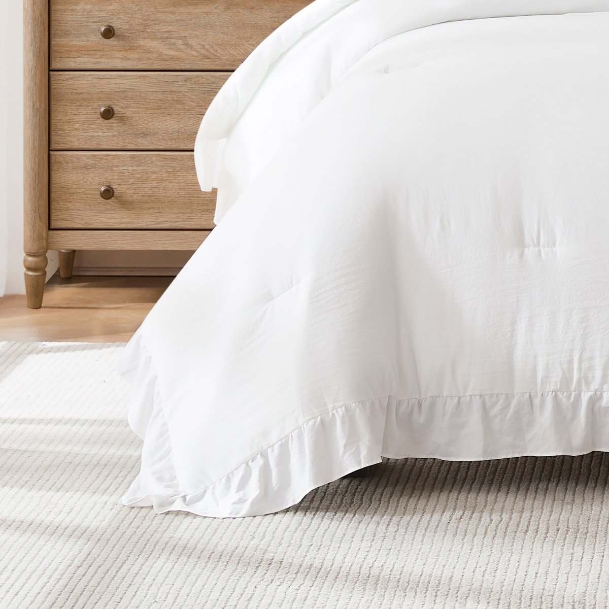 Reyna Comforter Set
