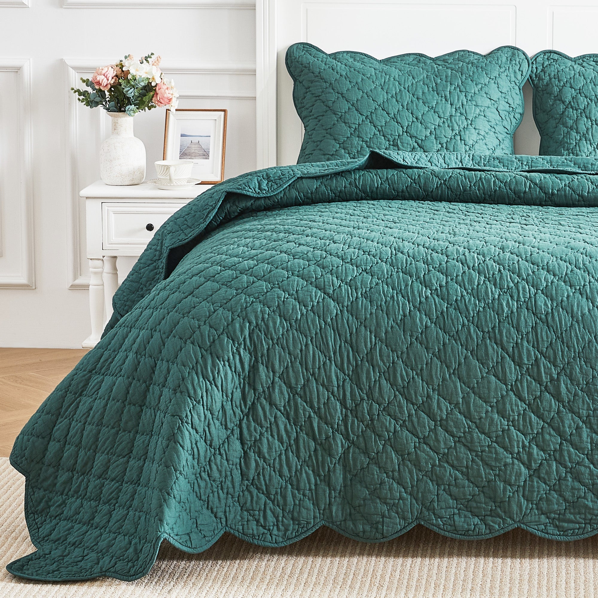 Diamond Scallop Cotton Voile Hand Stitched Quilt Set