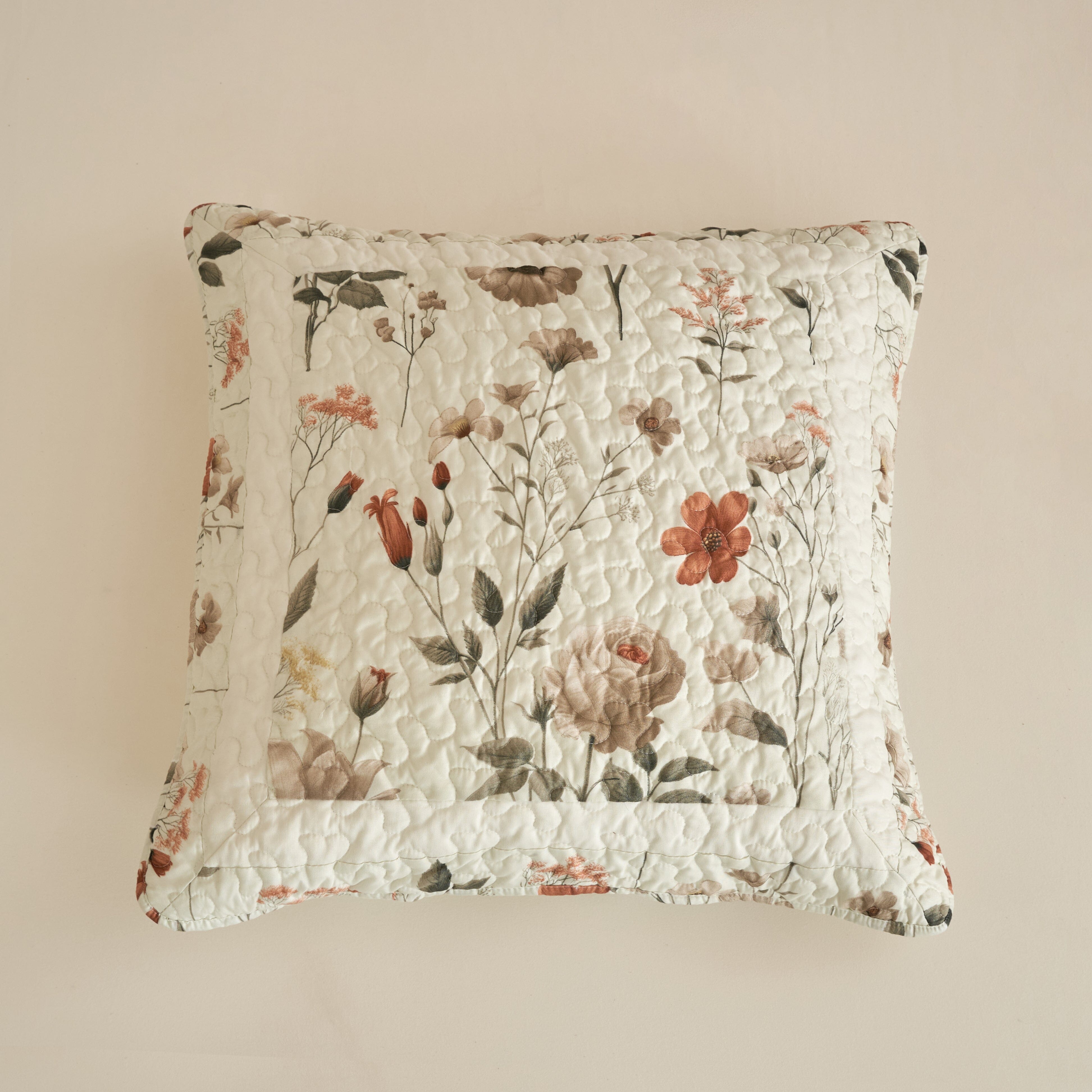 DaDalogy Enchanted Meadow Floral Quilt Set - Beige Rose Green