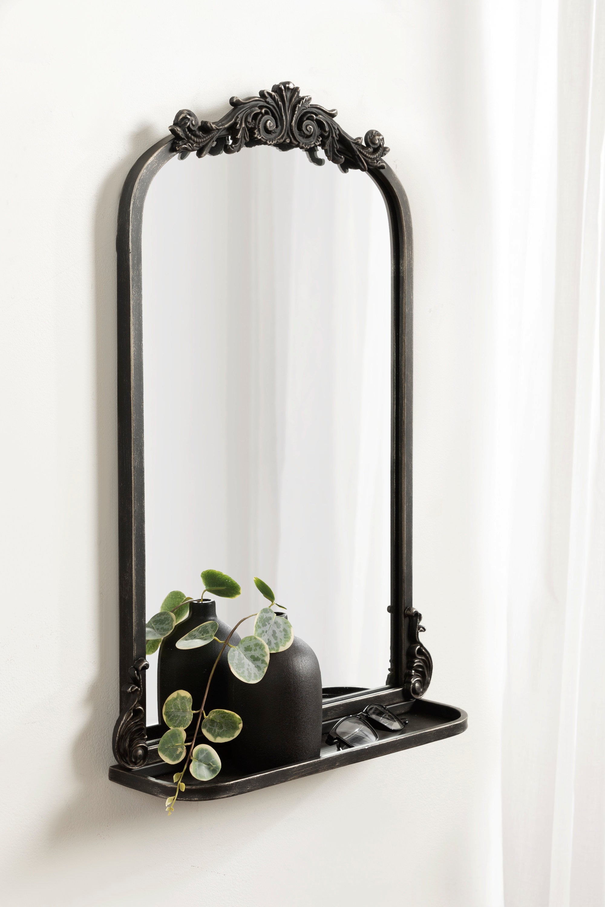 Arendahl Traditional Arch Mirror with Shelf
