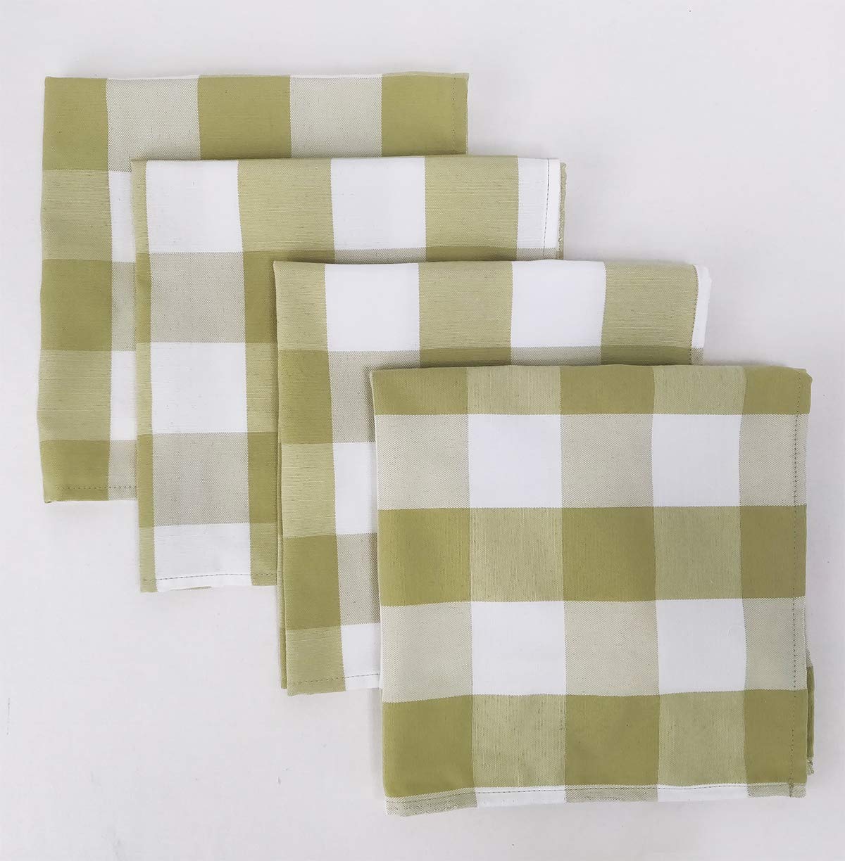 Fennco Styles Buffalo Check Design Cloth Napkins 18" W x 18" L, Set of 4 - Handmade in USA - Plaid Rustic Dinner Napkins for Everyday Use, Banquet, Holiday, Family Gathering and Special Occasion
