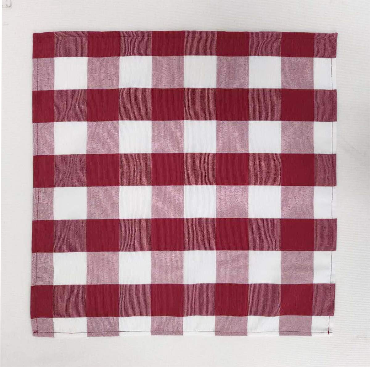 Fennco Styles Buffalo Check Design Cloth Napkins 18" W x 18" L, Set of 4 - Handmade in USA - Plaid Rustic Dinner Napkins for Everyday Use, Banquet, Holiday, Family Gathering and Special Occasion
