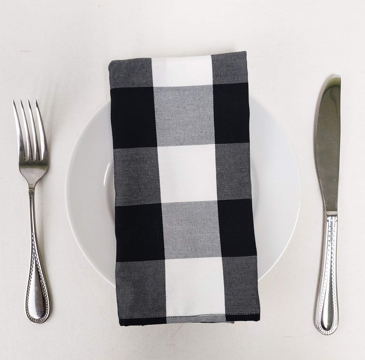 Fennco Styles Buffalo Check Design Cloth Napkins 18" W x 18" L, Set of 4 - Handmade in USA - Plaid Rustic Dinner Napkins for Everyday Use, Banquet, Holiday, Family Gathering and Special Occasion