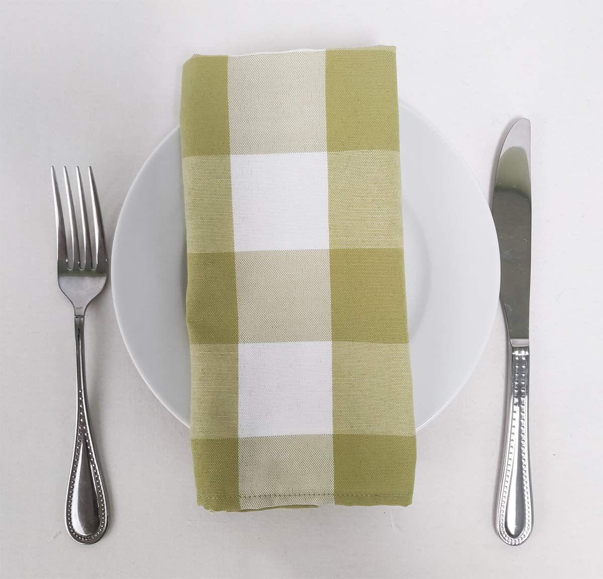 Fennco Styles Buffalo Check Design Cloth Napkins 18" W x 18" L, Set of 4 - Handmade in USA - Plaid Rustic Dinner Napkins for Everyday Use, Banquet, Holiday, Family Gathering and Special Occasion