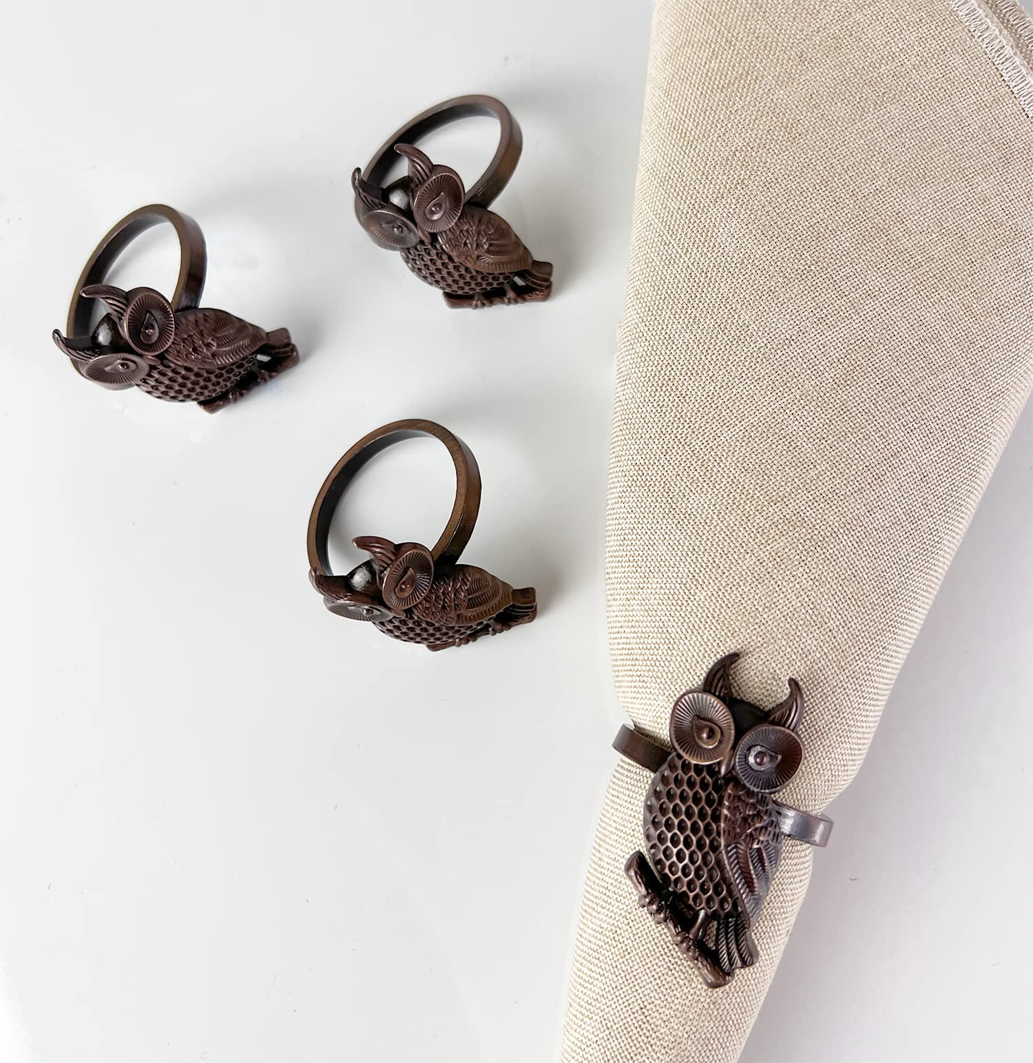 Fennco Styles Perched Owl Metal Napkin Rings, Set of 4 - Animal Napkin Holders for Home Décor, Dining Table, Banquets, Family Gathering and Special Occasions