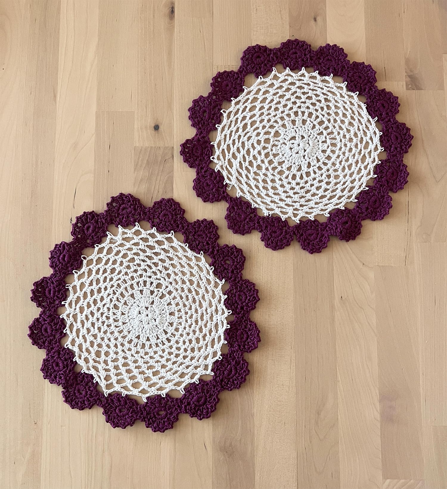 Fennco Styles Handmade Two-Tone Floral Crochet Tray Doily, 9" Round - Cloth Placemat for Everyday Use, Holidays, Home Décor, Cocktail Party, Tea Party, Special Occasion