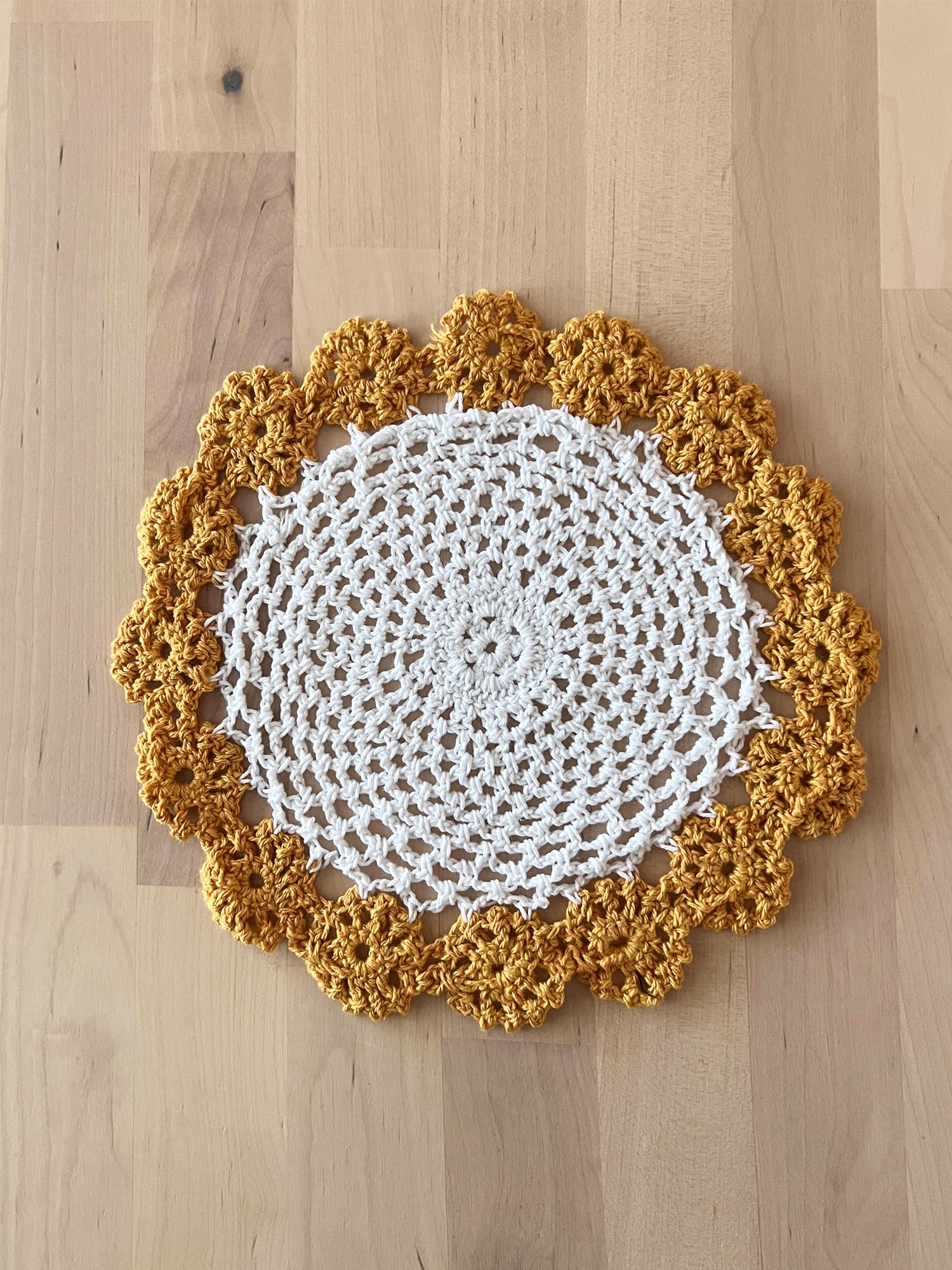 Fennco Styles Handmade Two-Tone Floral Crochet Tray Doily, 9" Round - Cloth Placemat for Everyday Use, Holidays, Home Décor, Cocktail Party, Tea Party, Special Occasion