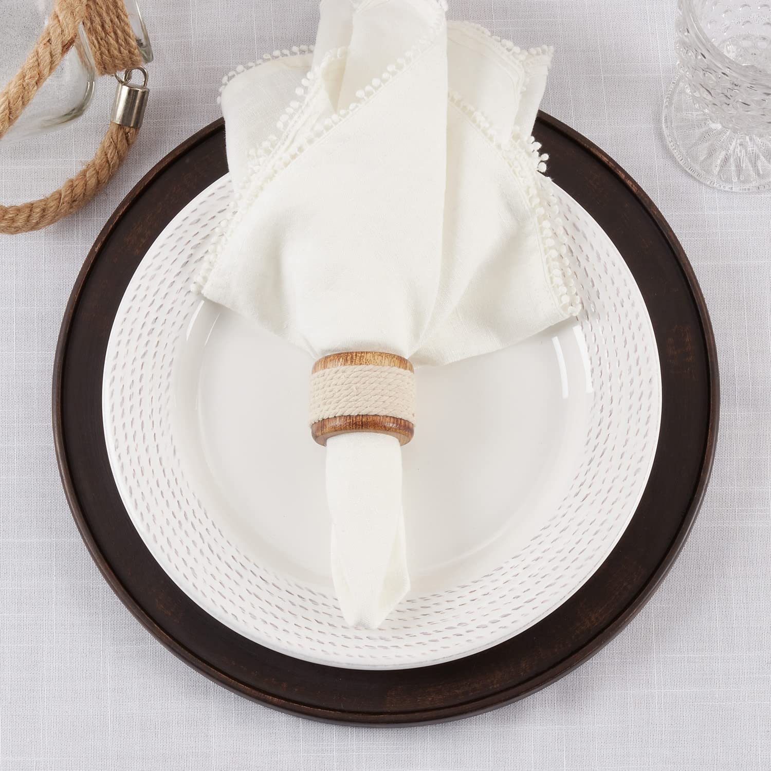 Fennco Styles Handmade Rope & Wood Design Napkin Rings, Set of 4 - Natural Decorative Napkin Holders for Home, Dining Room, Banquet, Family Gathering, Holiday and Special Occasion