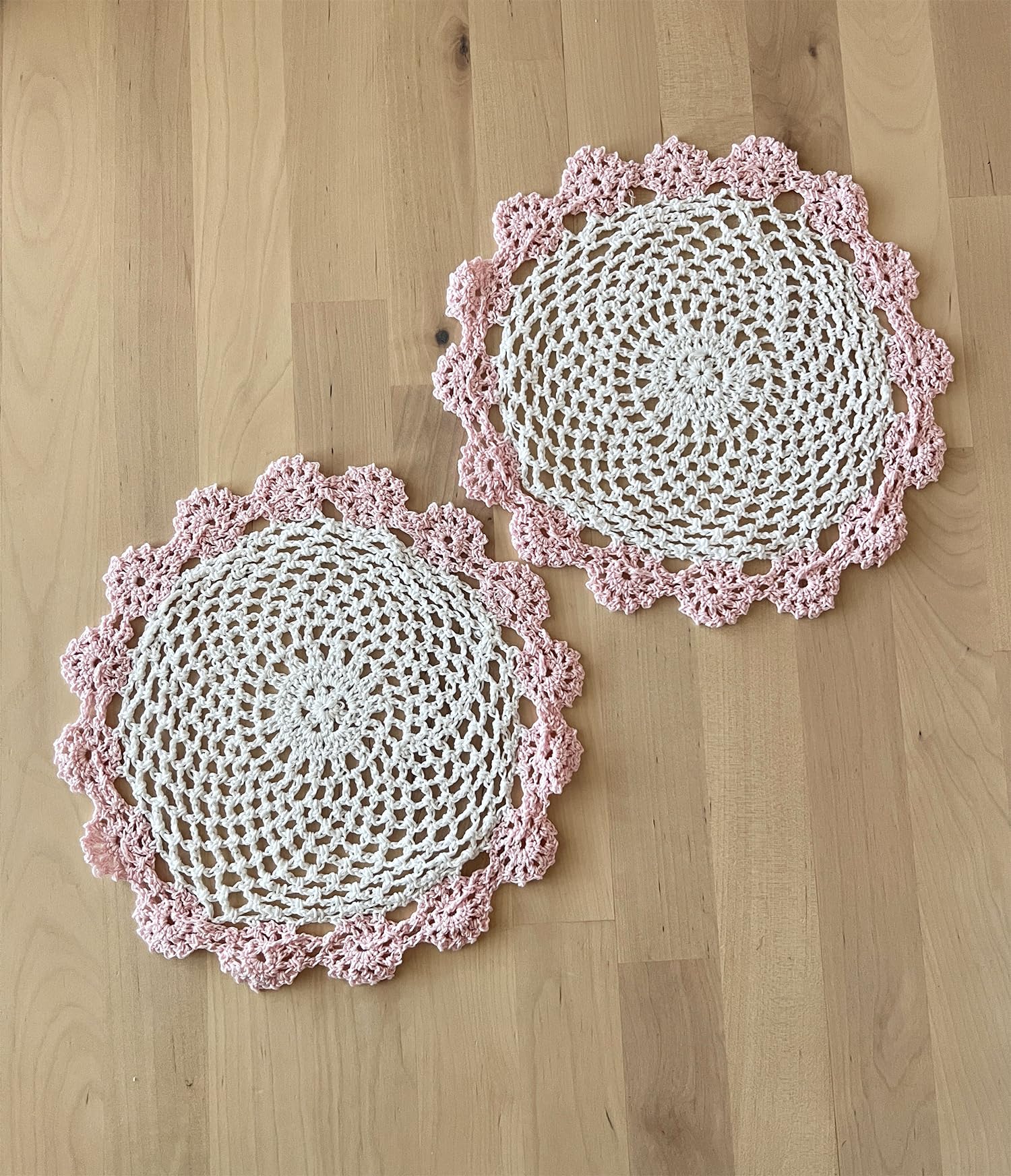 Fennco Styles Handmade Two-Tone Floral Crochet Tray Doily, 9" Round - Cloth Placemat for Everyday Use, Holidays, Home Décor, Cocktail Party, Tea Party, Special Occasion