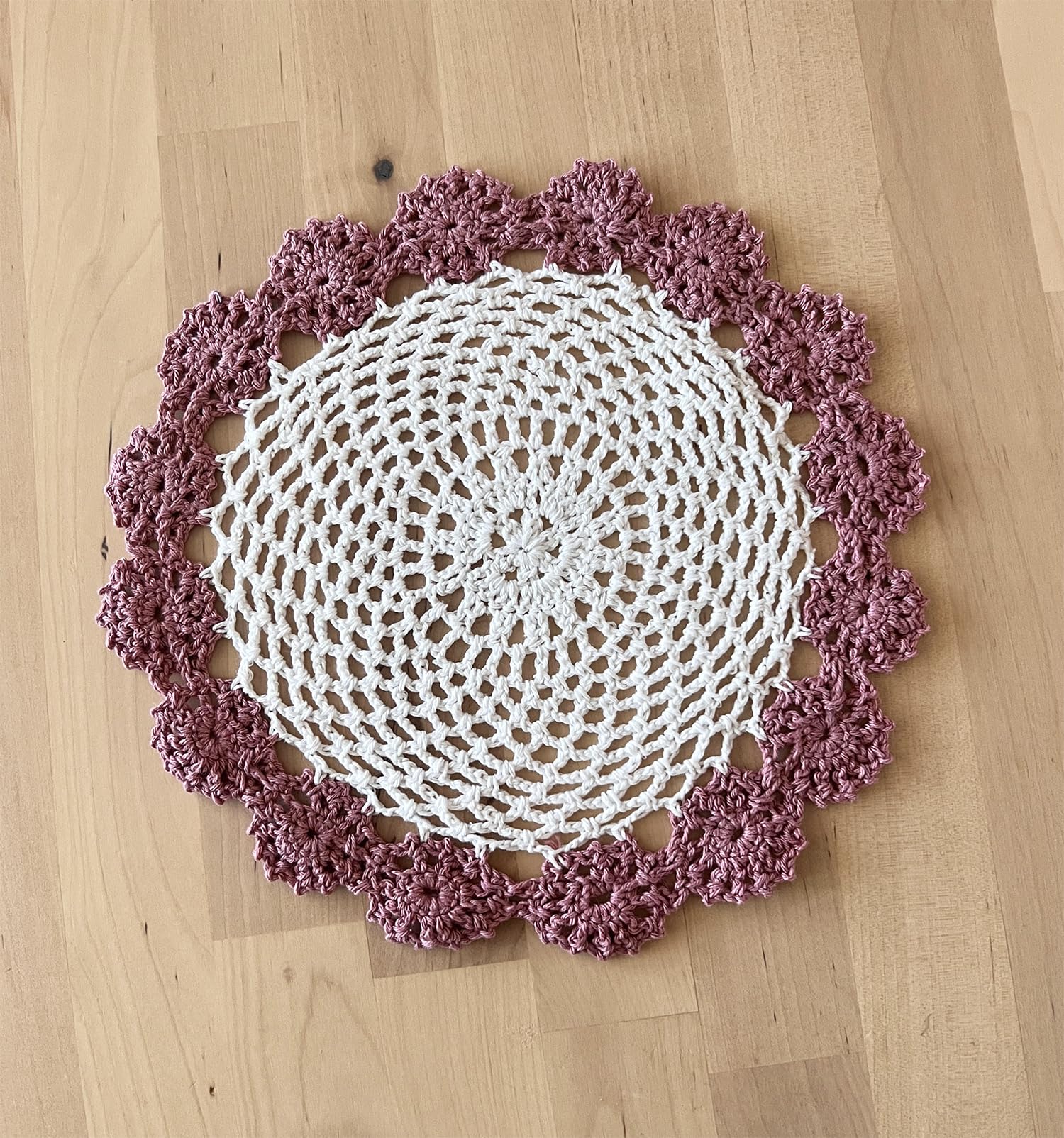 Fennco Styles Handmade Two-Tone Floral Crochet Tray Doily, 9" Round - Cloth Placemat for Everyday Use, Holidays, Home Décor, Cocktail Party, Tea Party, Special Occasion