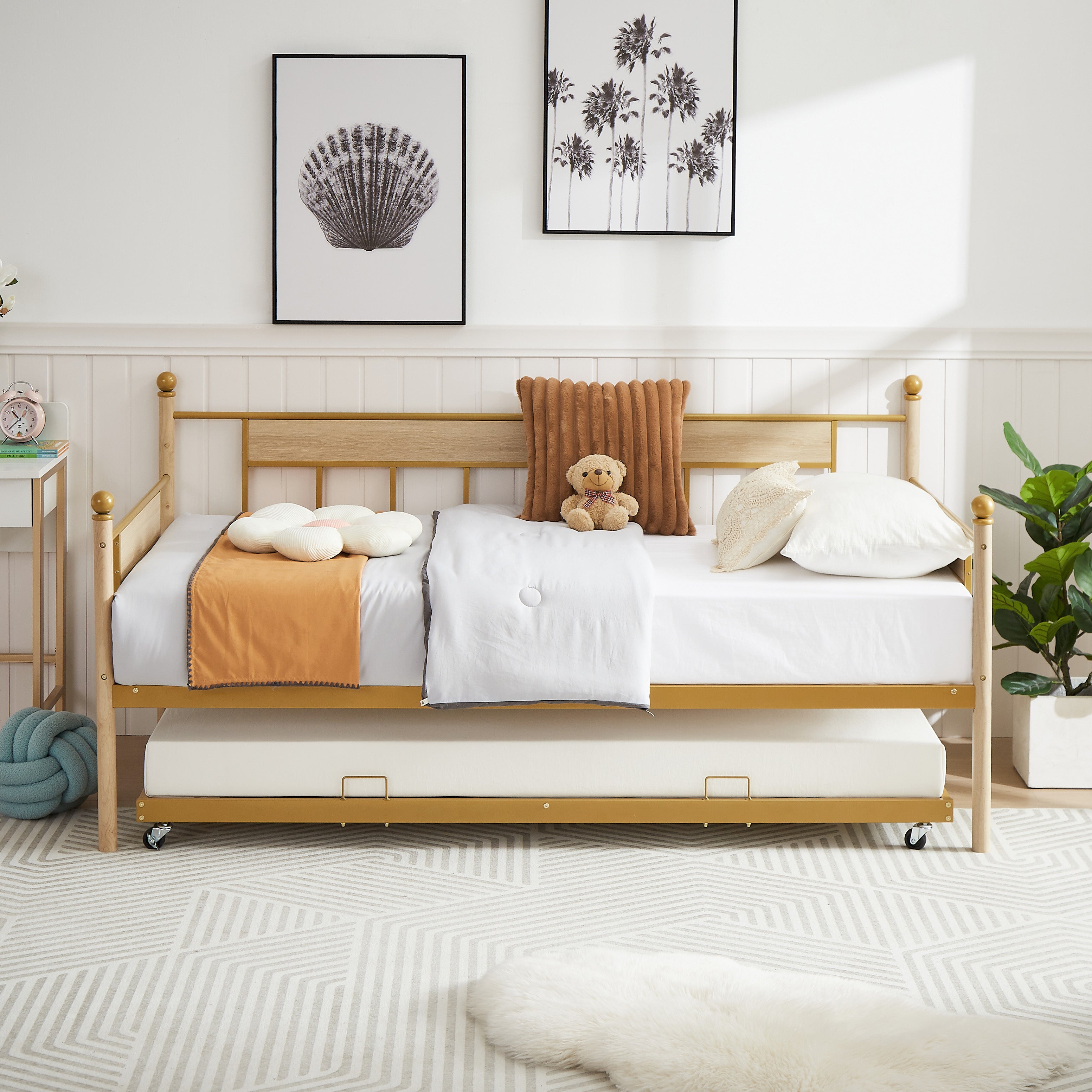 Daybed sofa bed metal framed with trundle twin size golden 77'' L x 40.6'' W x 14.5''H