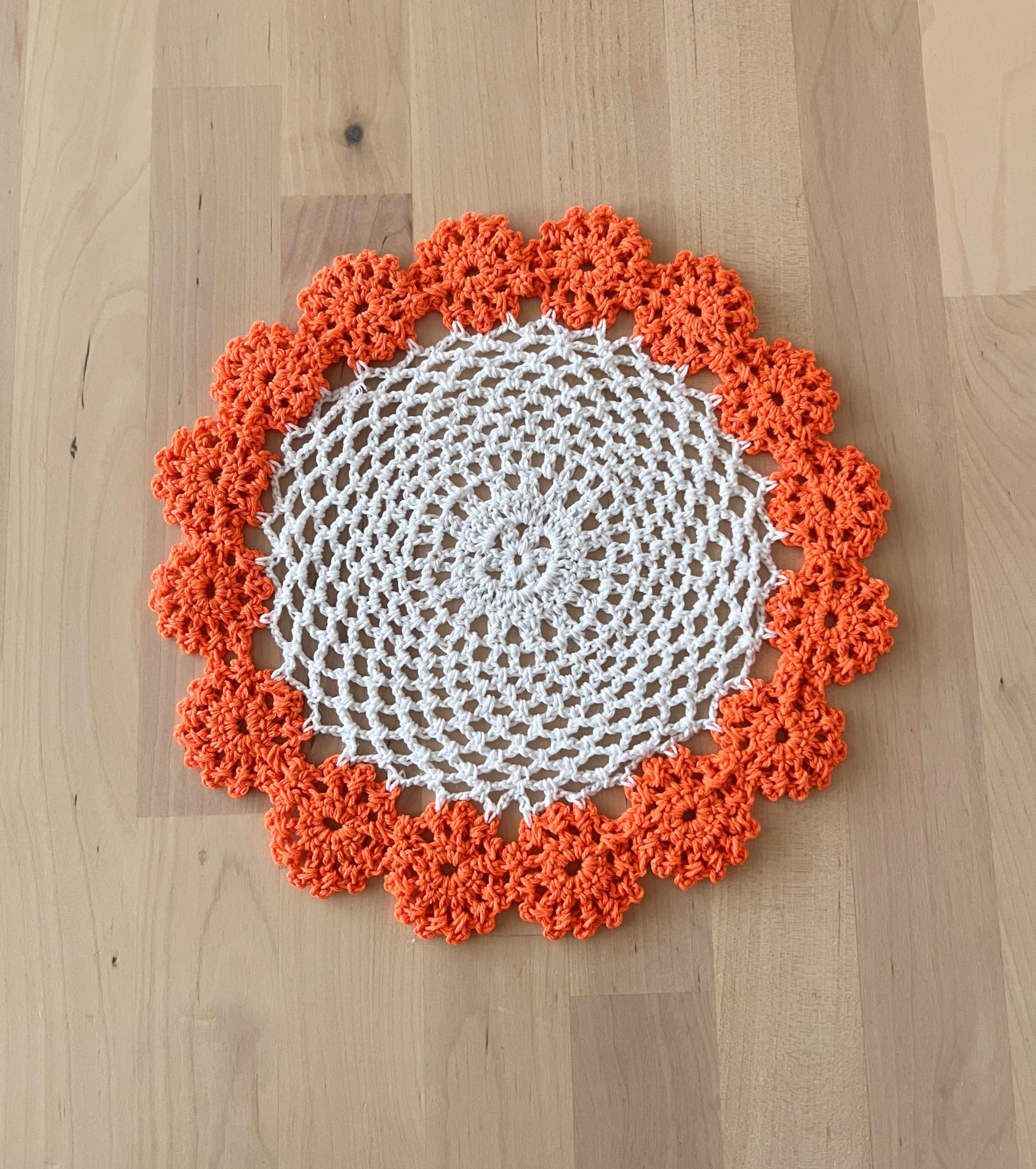 Fennco Styles Handmade Two-Tone Floral Crochet Tray Doily, 9" Round - Cloth Placemat for Everyday Use, Holidays, Home Décor, Cocktail Party, Tea Party, Special Occasion