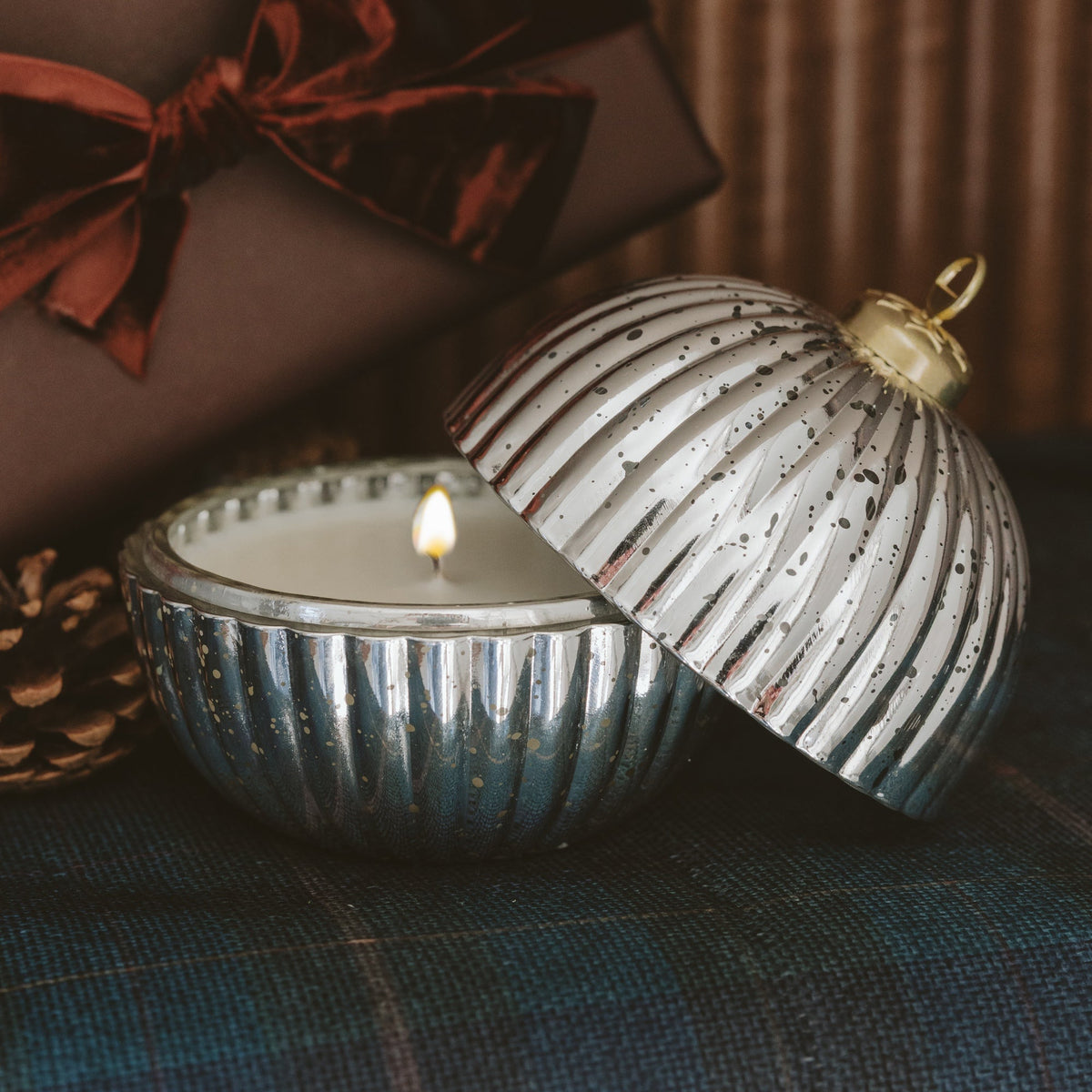 Merry and Bright Soy Candle - Ornament Jar - 5 oz
