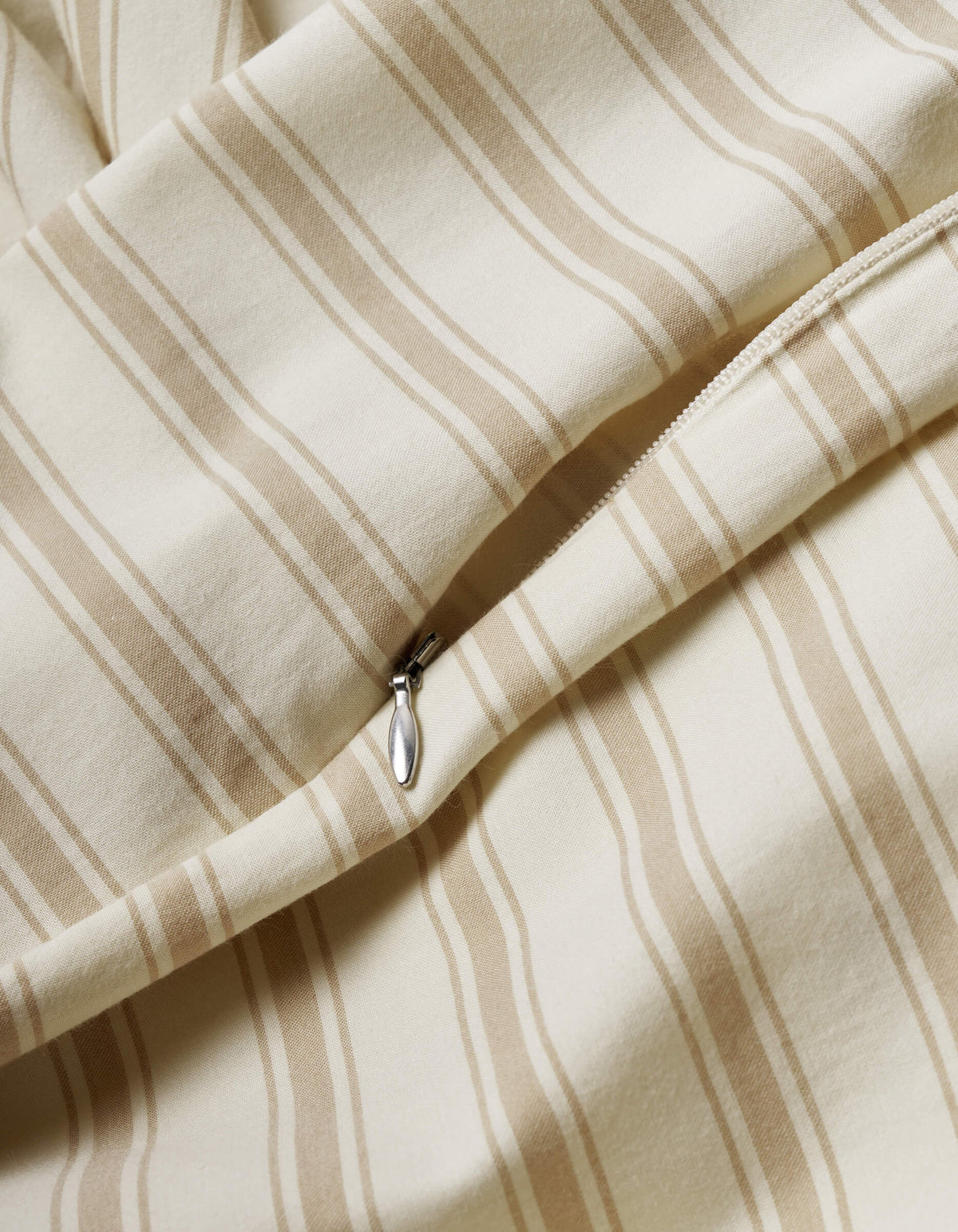 Soft-Wash Cotton Bedding Deluxe Bundle - Down Alternative
