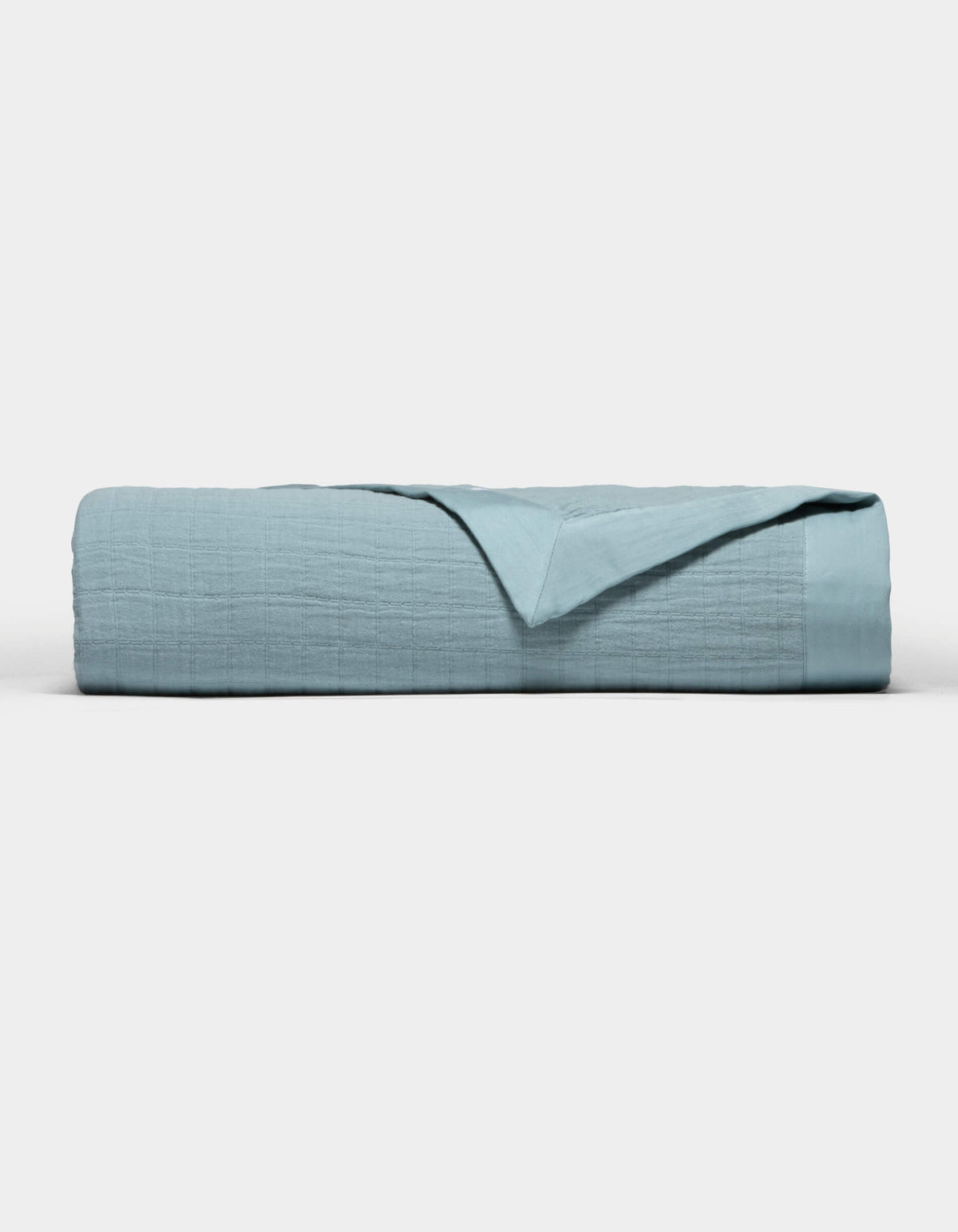 Waterfront Grid Matelasse Blanket
