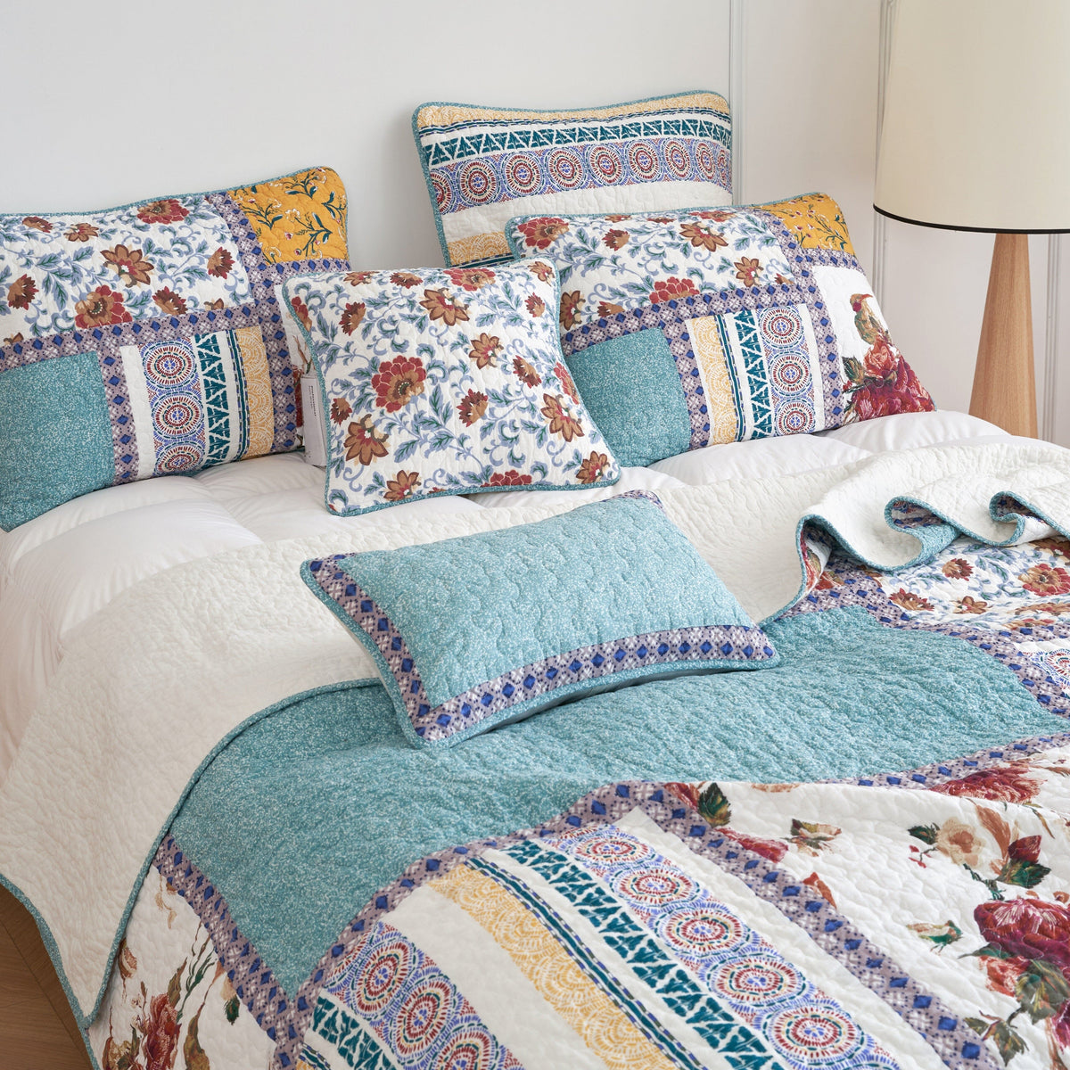 Cotton Patchwork Blue Yellow Old World Hummingbirds Garden Euro Sham (JHW-936)
