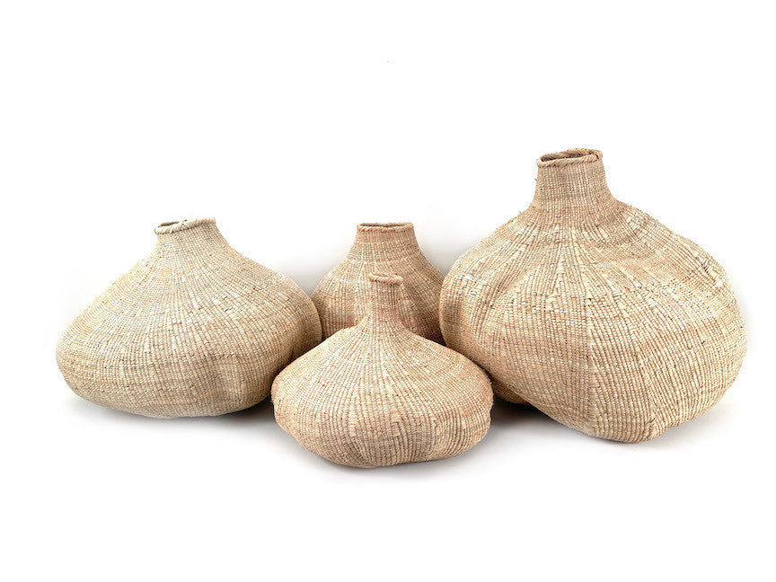 Garlic Tonga Sculptural Basket - Small
