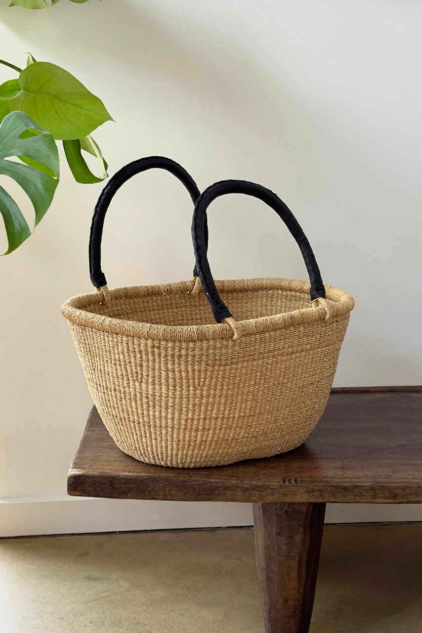 Oval Shopper