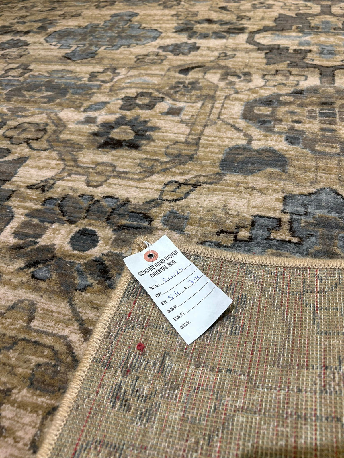 Persian-Inspired. Modern Defined. Turkish Made Rug, size 5' 4" x 7' 4"