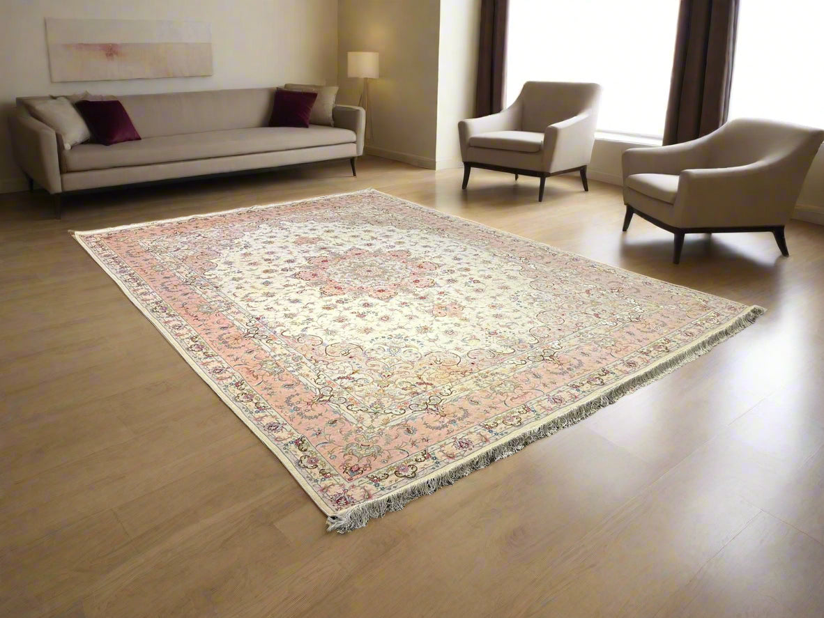 Exquisite 100% Silk Persian Design Rug – Elegant and Luxurious, size 10" x 14" (H)