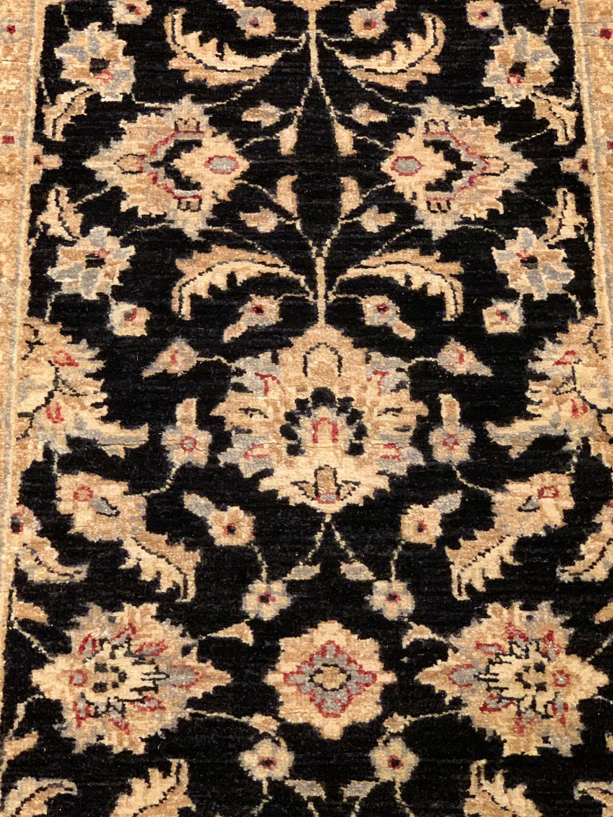 Hand-Knotted Sultanabad Vegetable-Dyed Wool Rug, 2' 7" x 9' 8" (K)