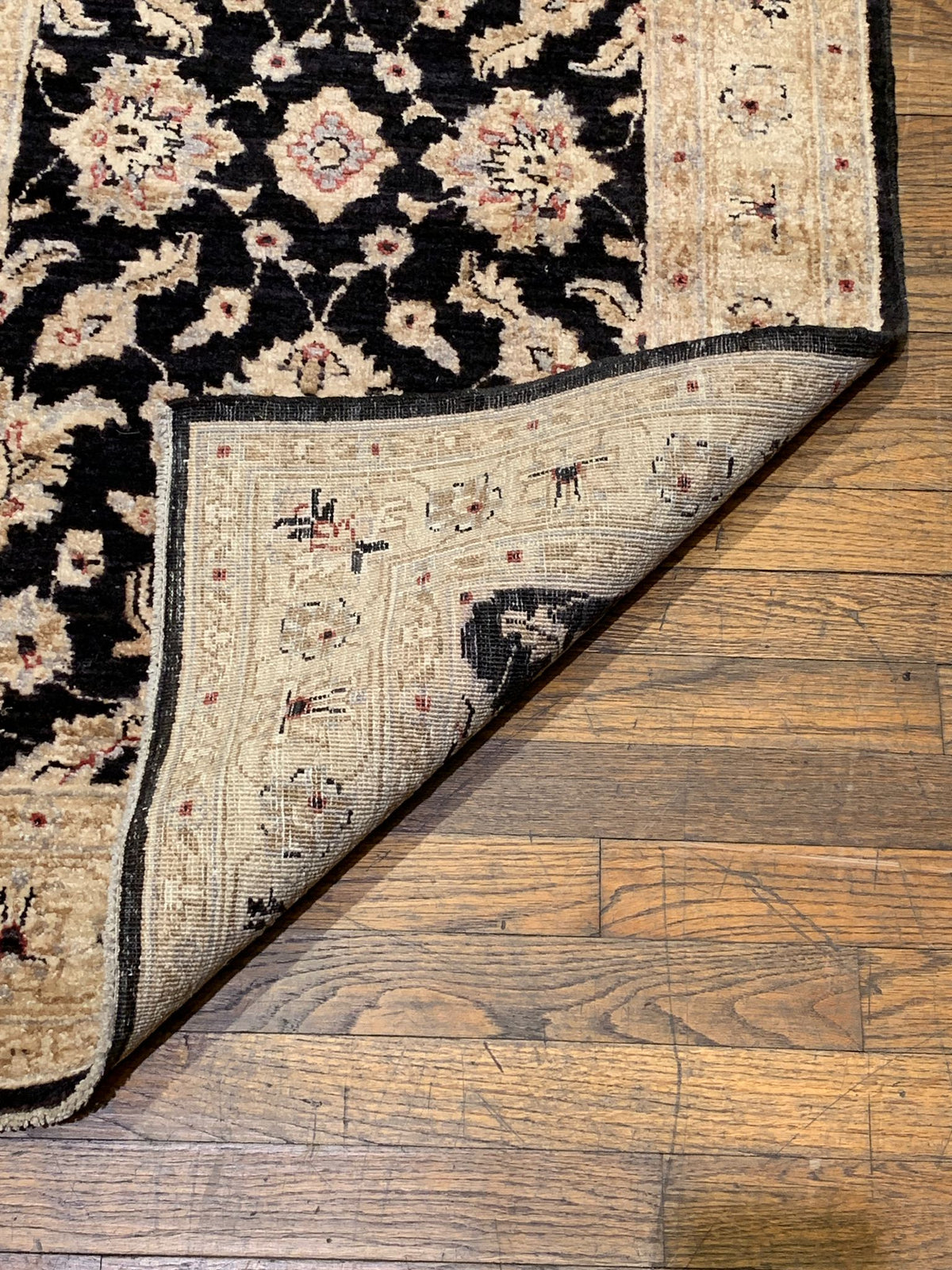 Hand-Knotted Sultanabad Vegetable-Dyed Wool Rug, 2' 7" x 9' 8" (K)