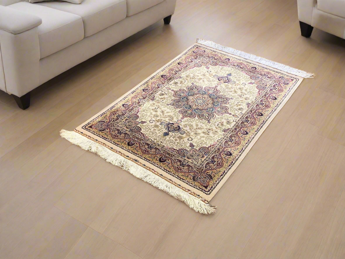 Exquisite 100% Silk Persian Design Rug – Elegant and Luxurious, size 2' 6" x 4"(H)