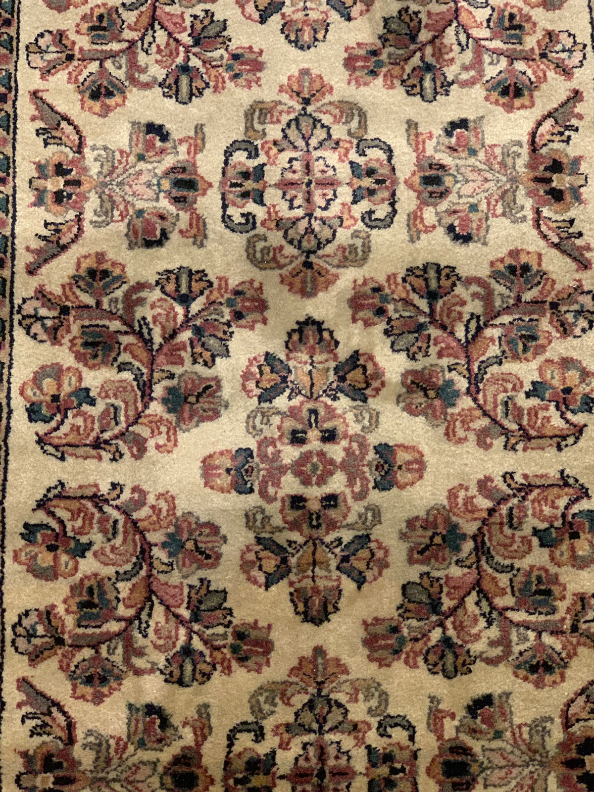 Sultanabad 100% wool Hand Made Rug, 2' 9" x 10' (P)