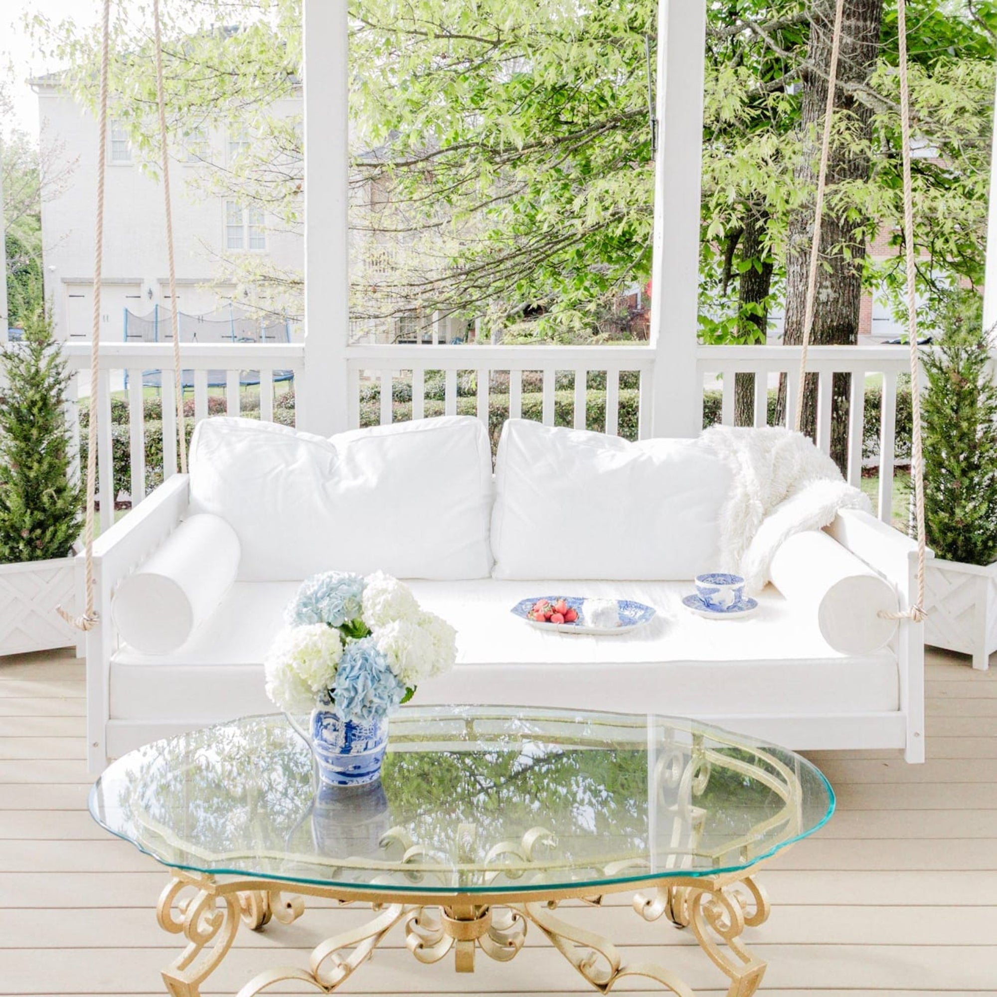 East Green Beckett Poly Lumber Daybed Swing