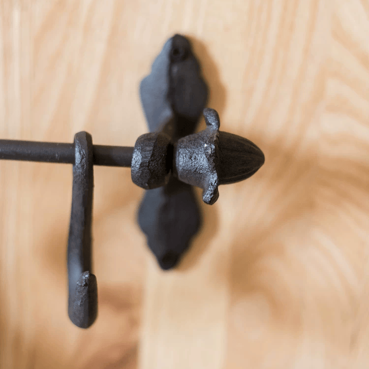 Farmhouse Iron Hook Rail