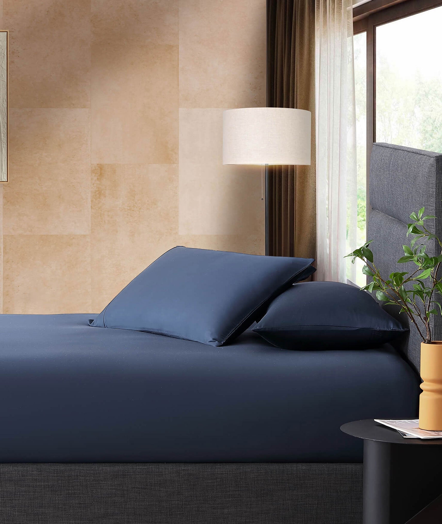 Premium Lumière Fitted Sheet