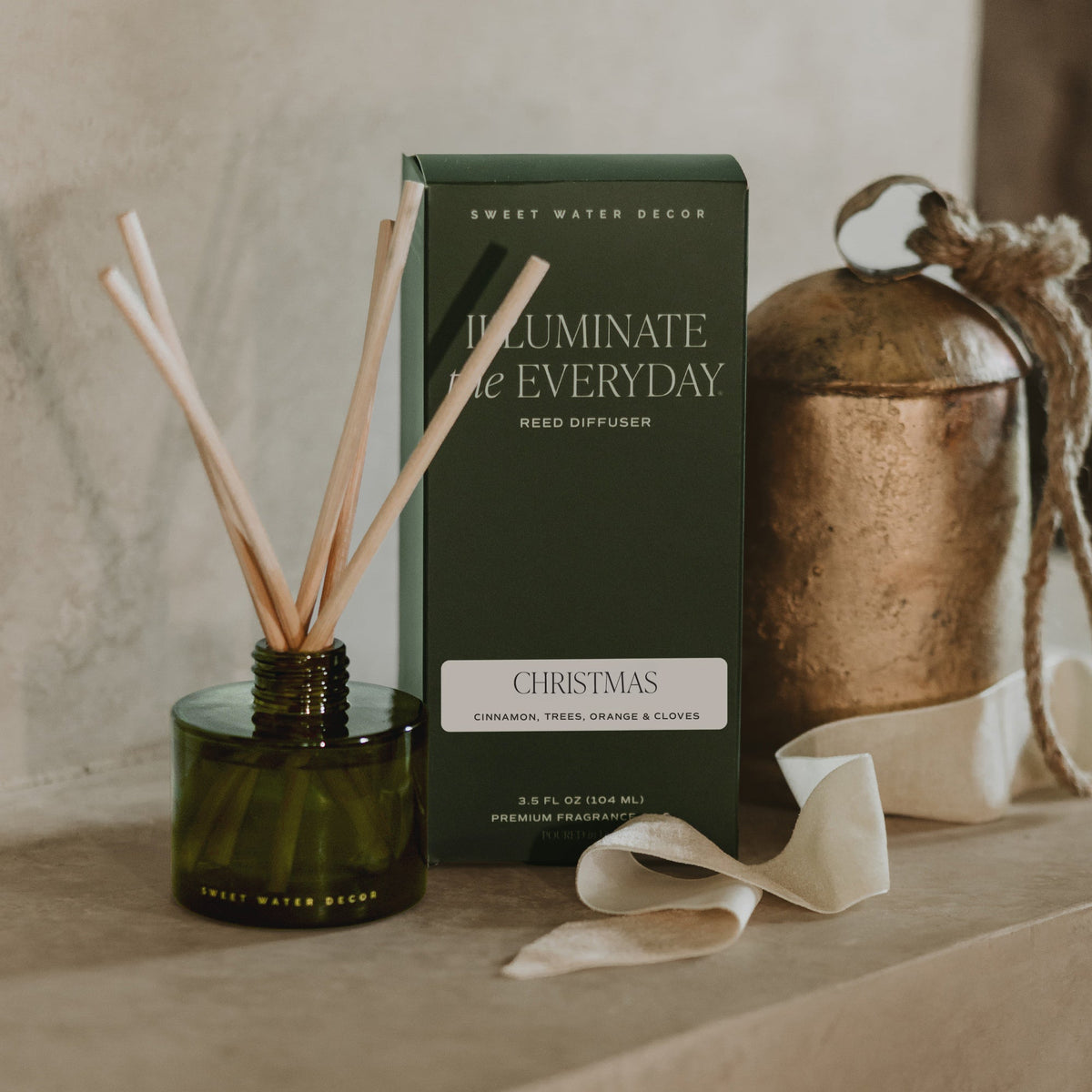 Christmas Olive Tinted Glass Jar Reed Diffuser