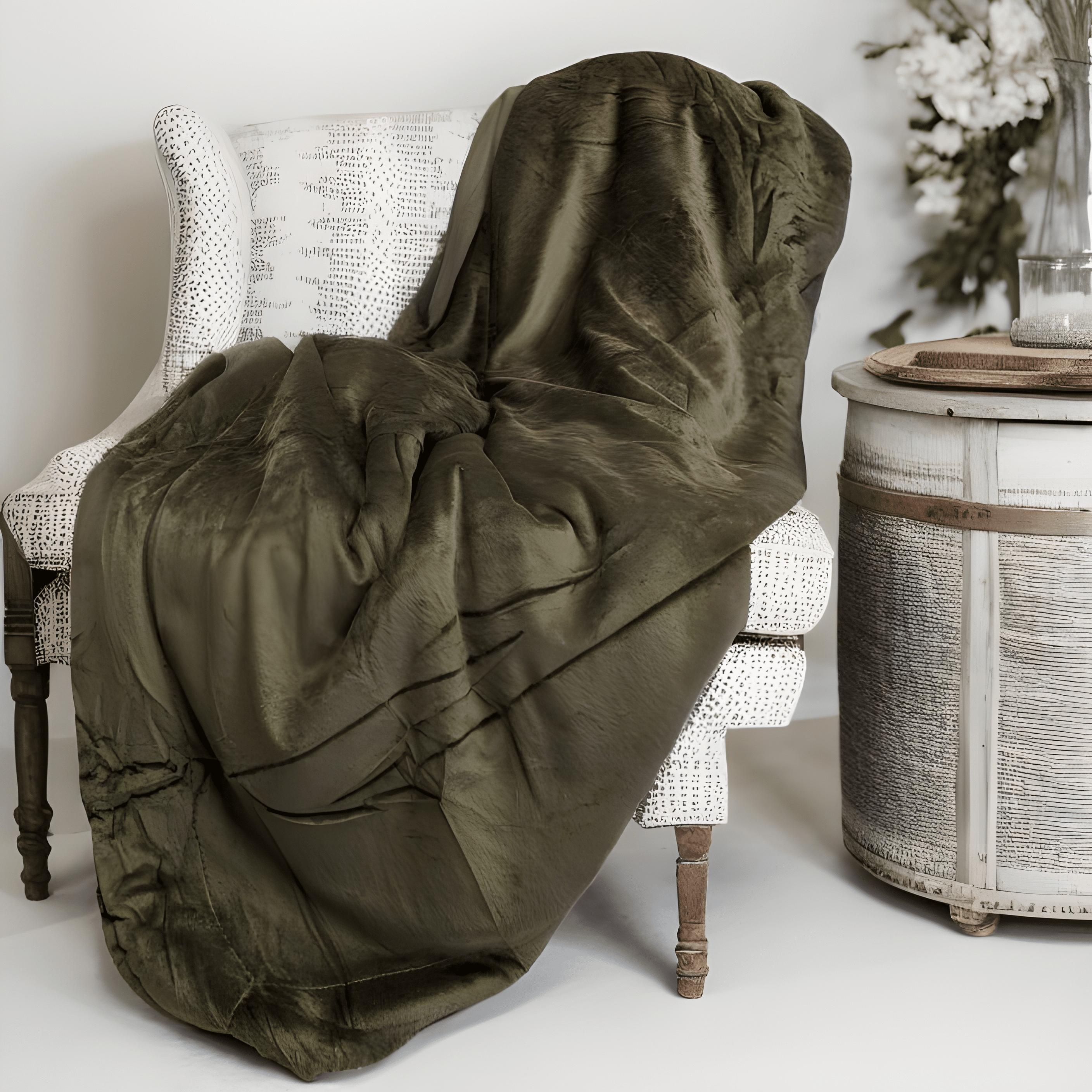 Super Soft Evergreen Micro Fleece Green Sherpa Throw Blanket