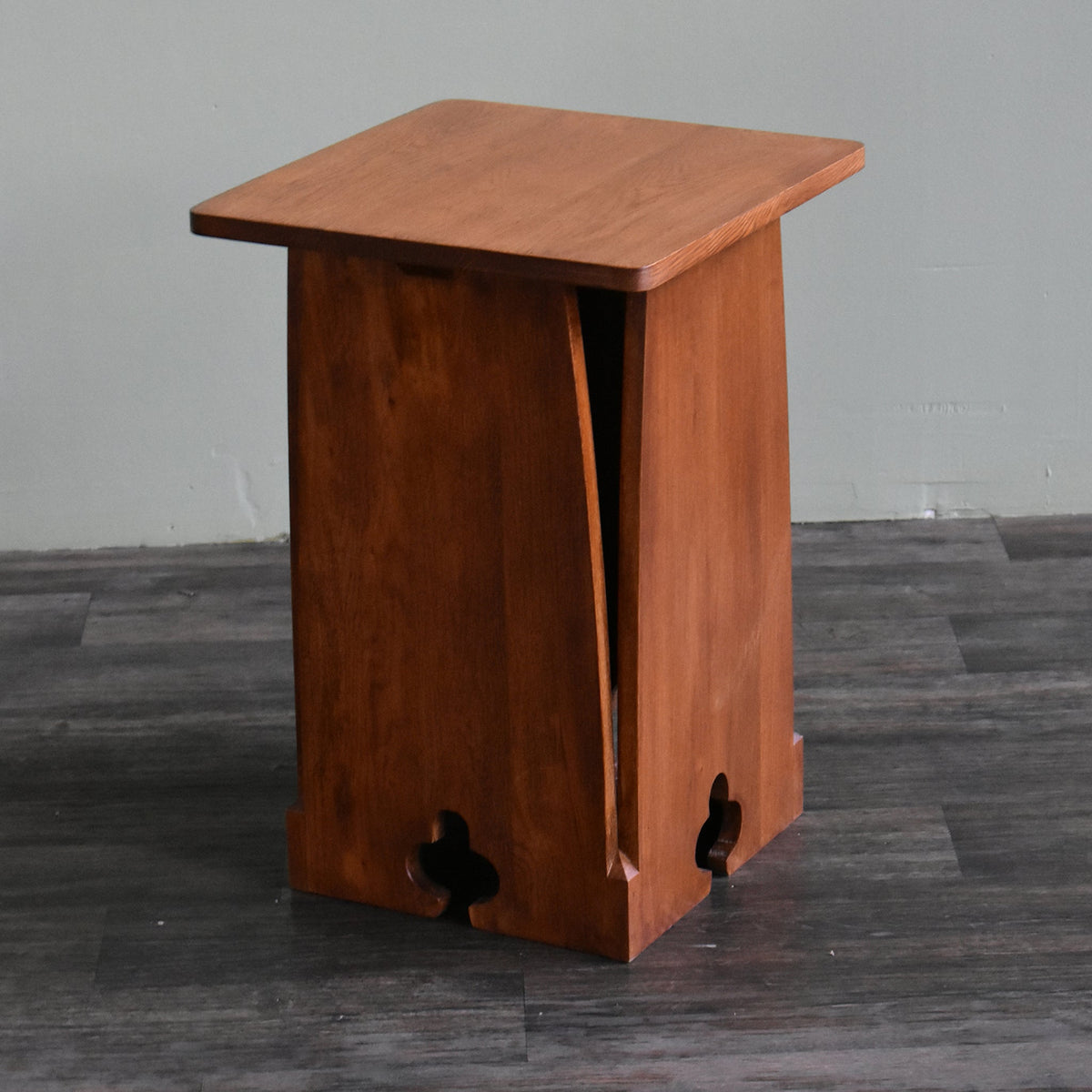 Mission Oak Tabouret Side Table -Michael's Cherry (MC1)