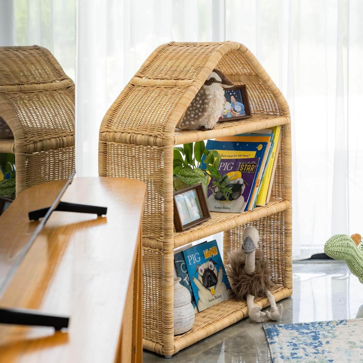 Alaya House Shelf
