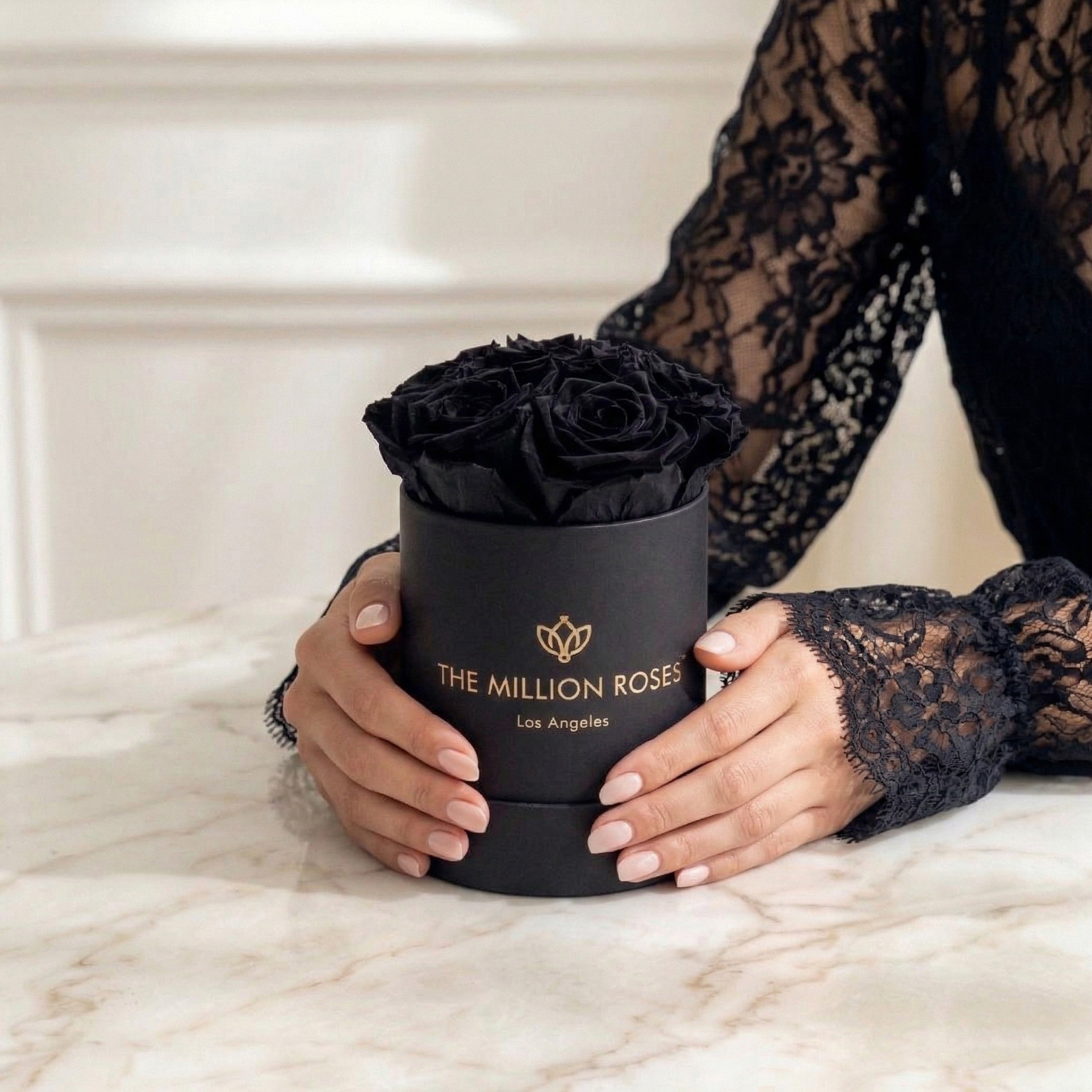 Essence Black Box | Black Roses