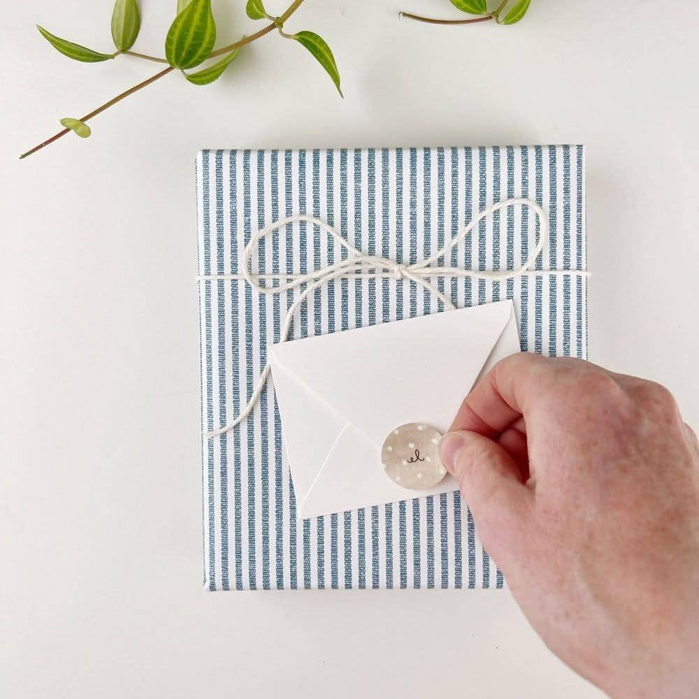 Hobnail bouquet mini enclosure notecard
