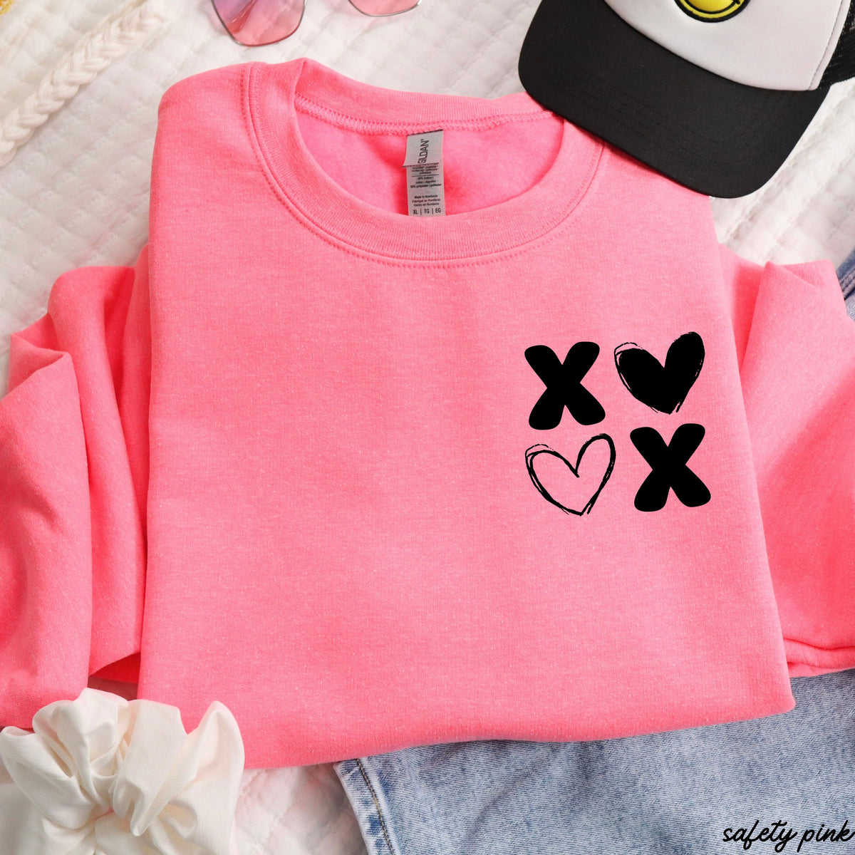 Pocket XOXO Sweatshirt *8 Colors (S-3X)