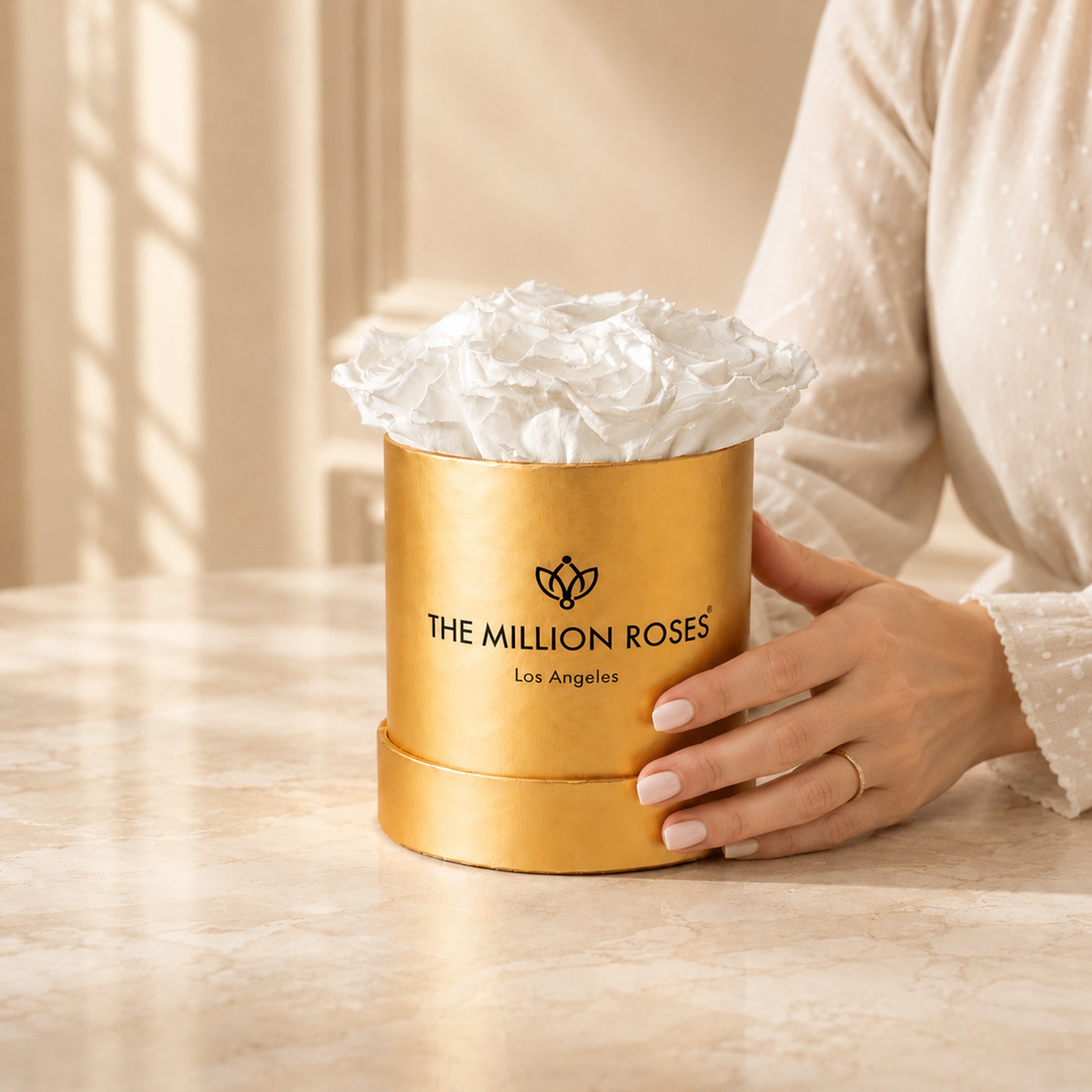 Essence Gold Box | White Roses