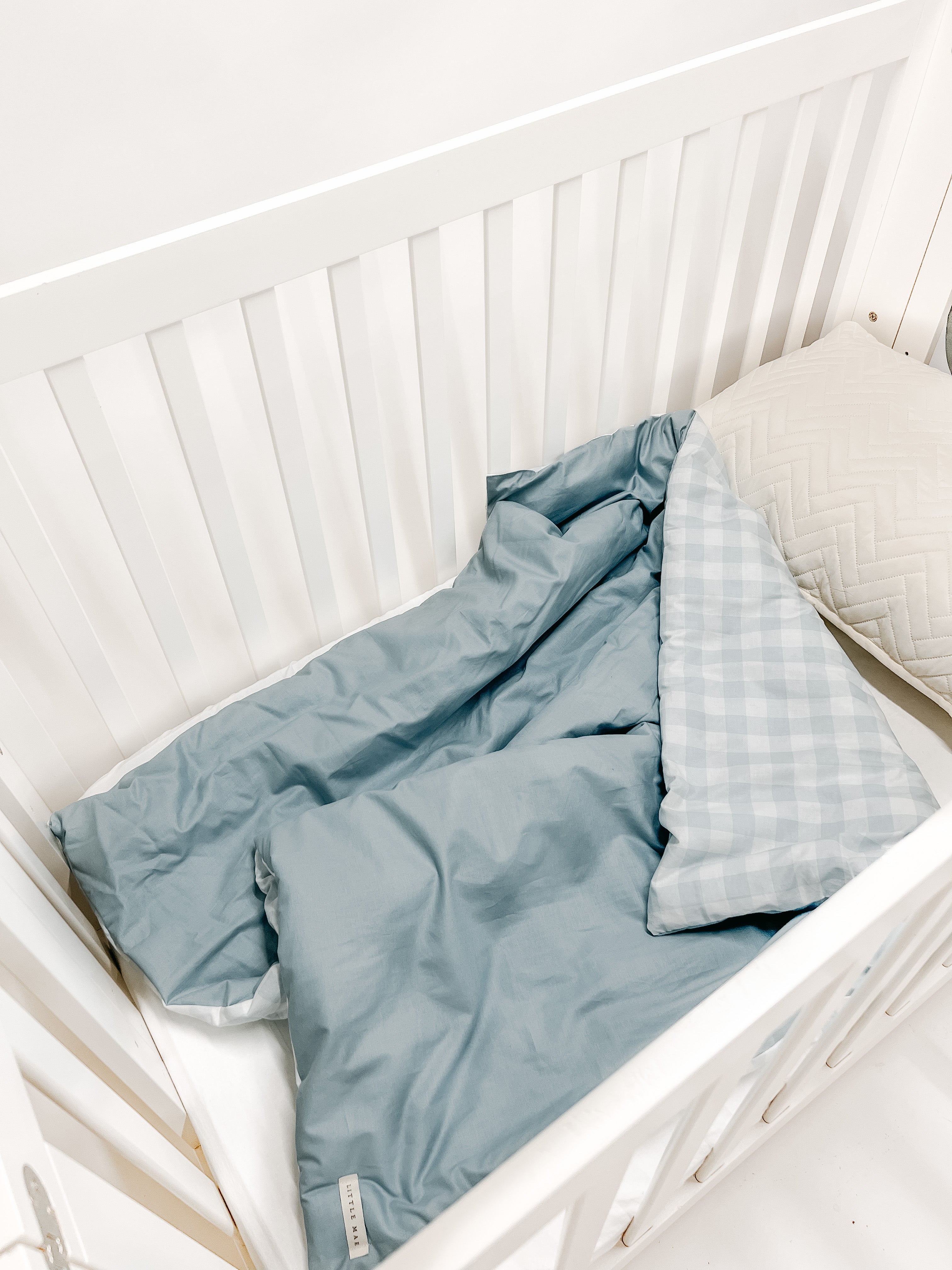 Marine Checkered Quilted Blanket