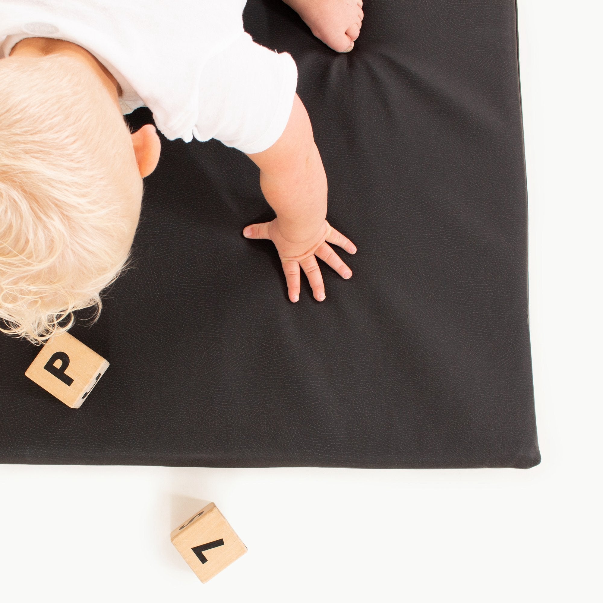 Mini Playmat
