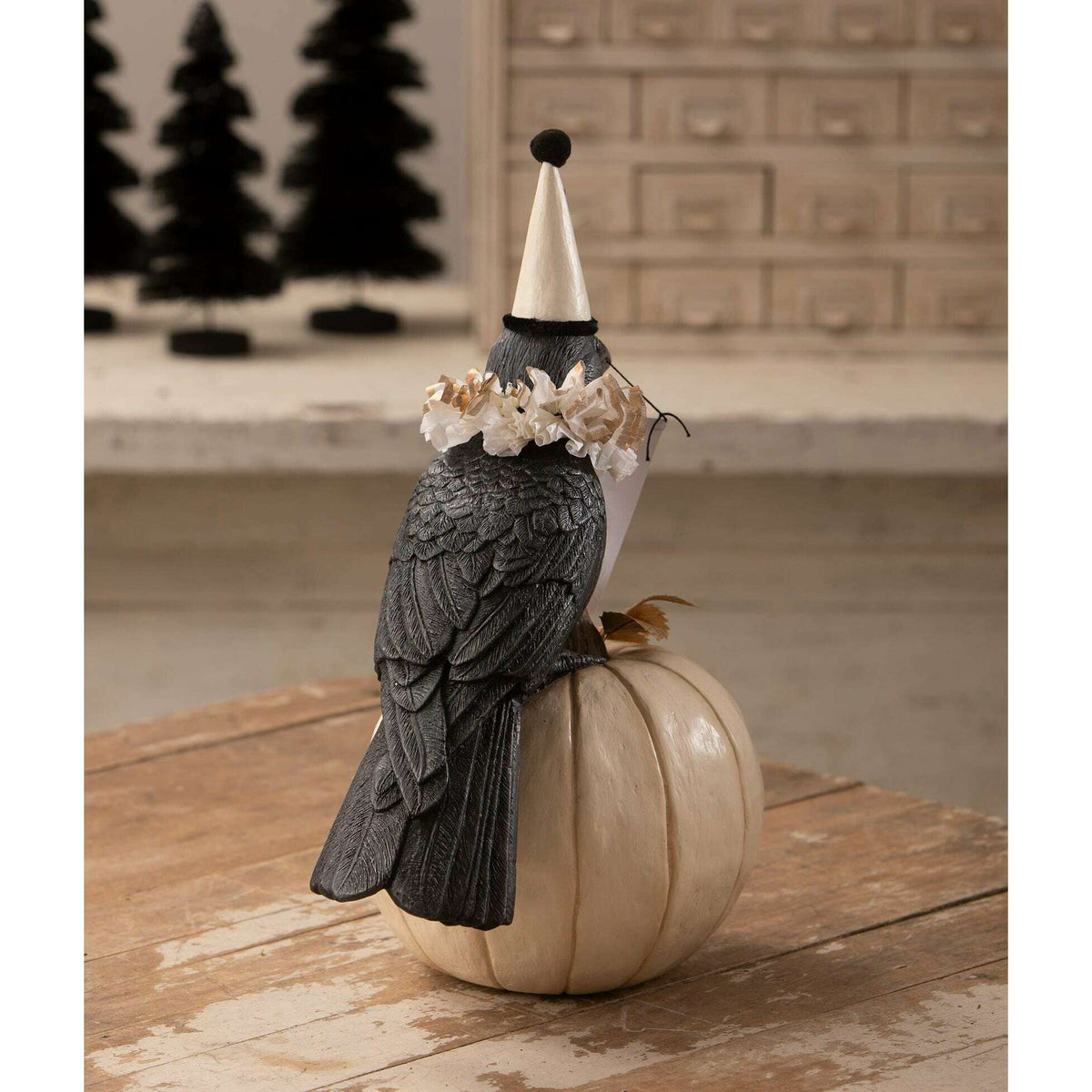 Midnight Messenger Crow by Bethany Lowe Designs