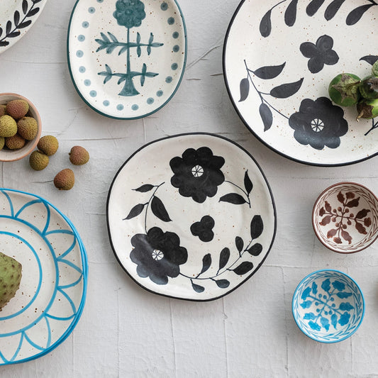 Hand-Painted Stoneware Plate w/ Floral Design
