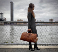 Large Leather Duffle Bag: Brown