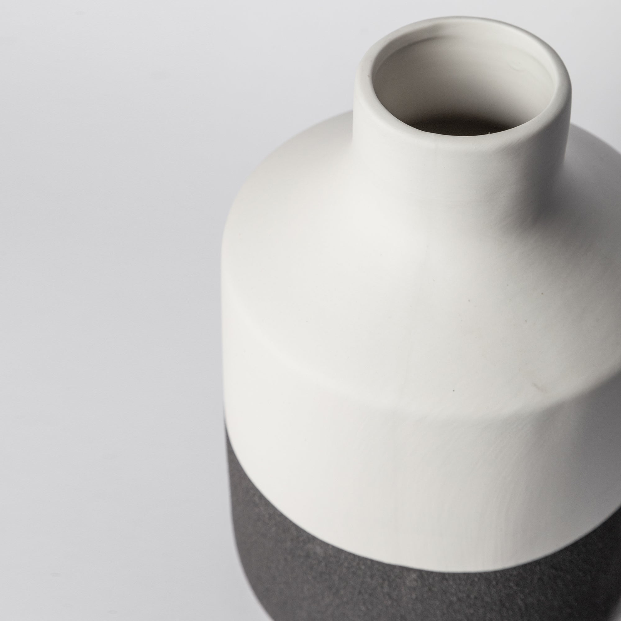 216 — Minimalist Ceramic Vase | Matte Finish Home Decor