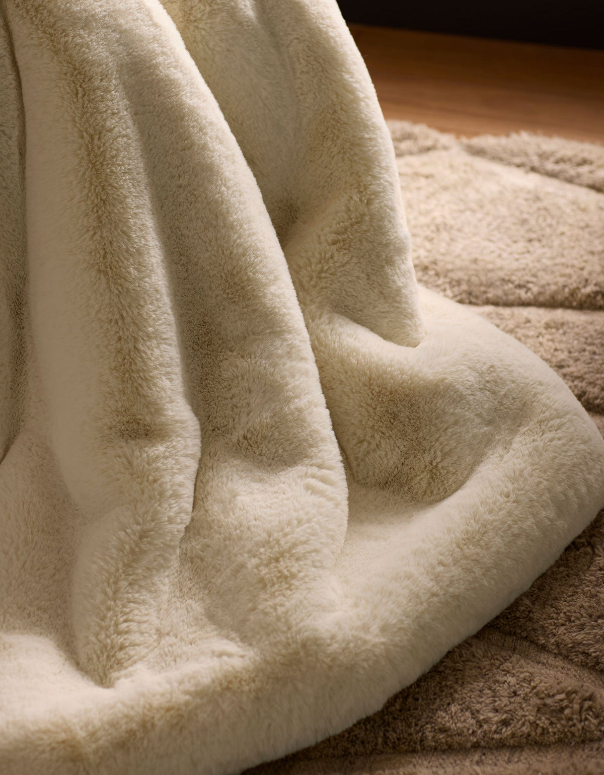Superplush Cuddle Blanket
