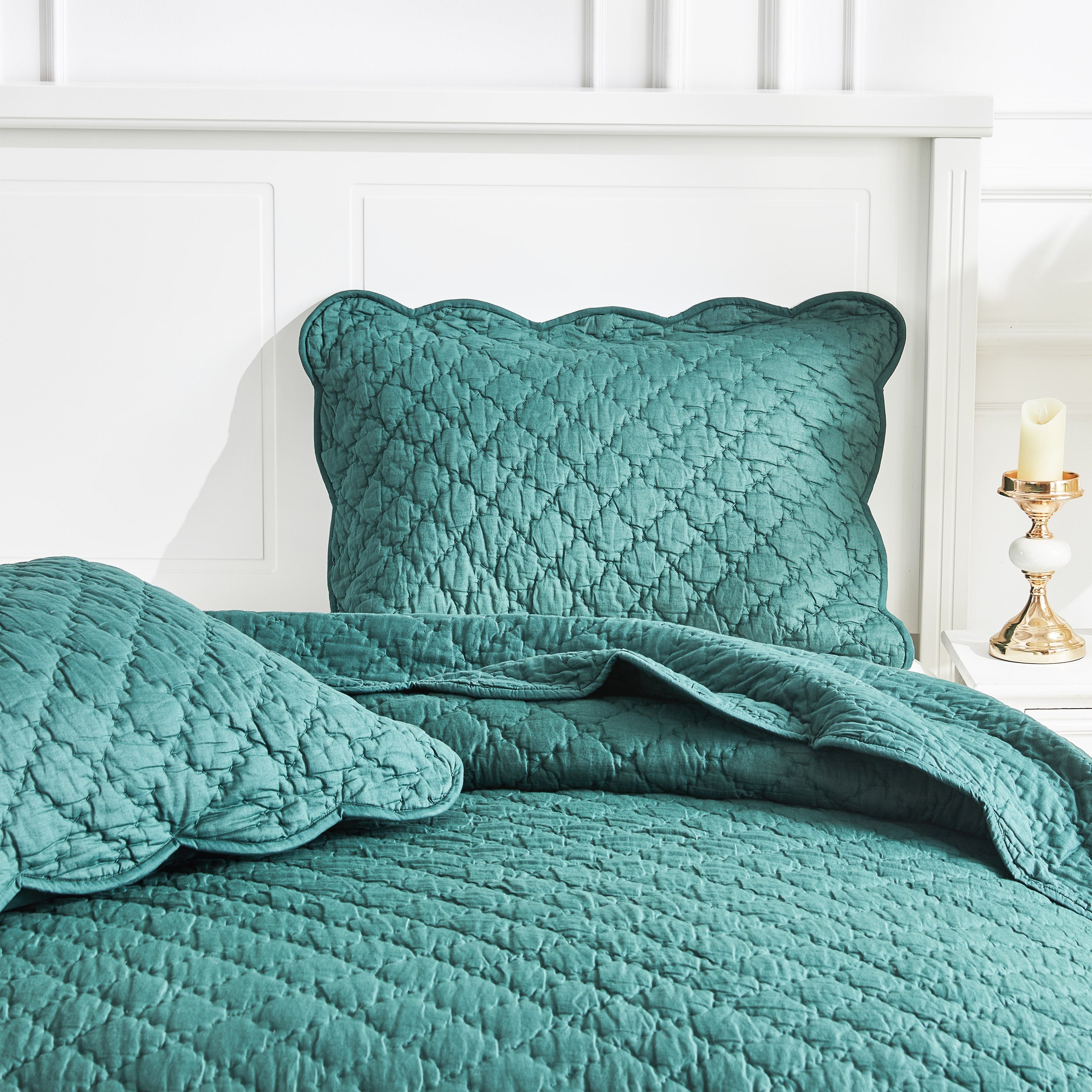 Diamond Scallop Cotton Voile Hand Stitched Quilt Set